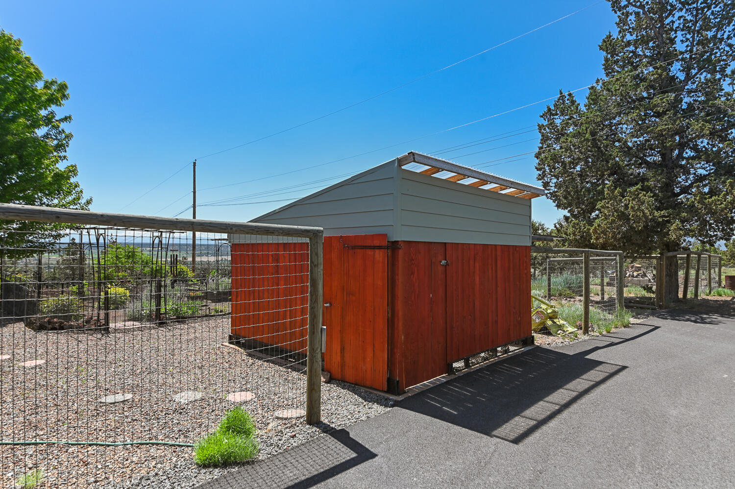 8550 SW Basalt Drive