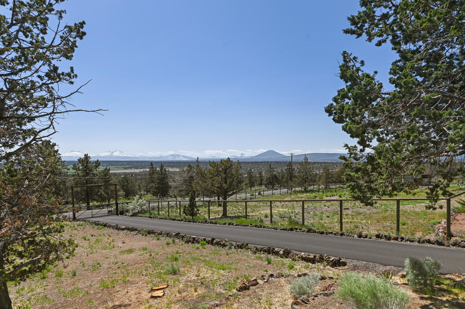 8550 SW Basalt Drive