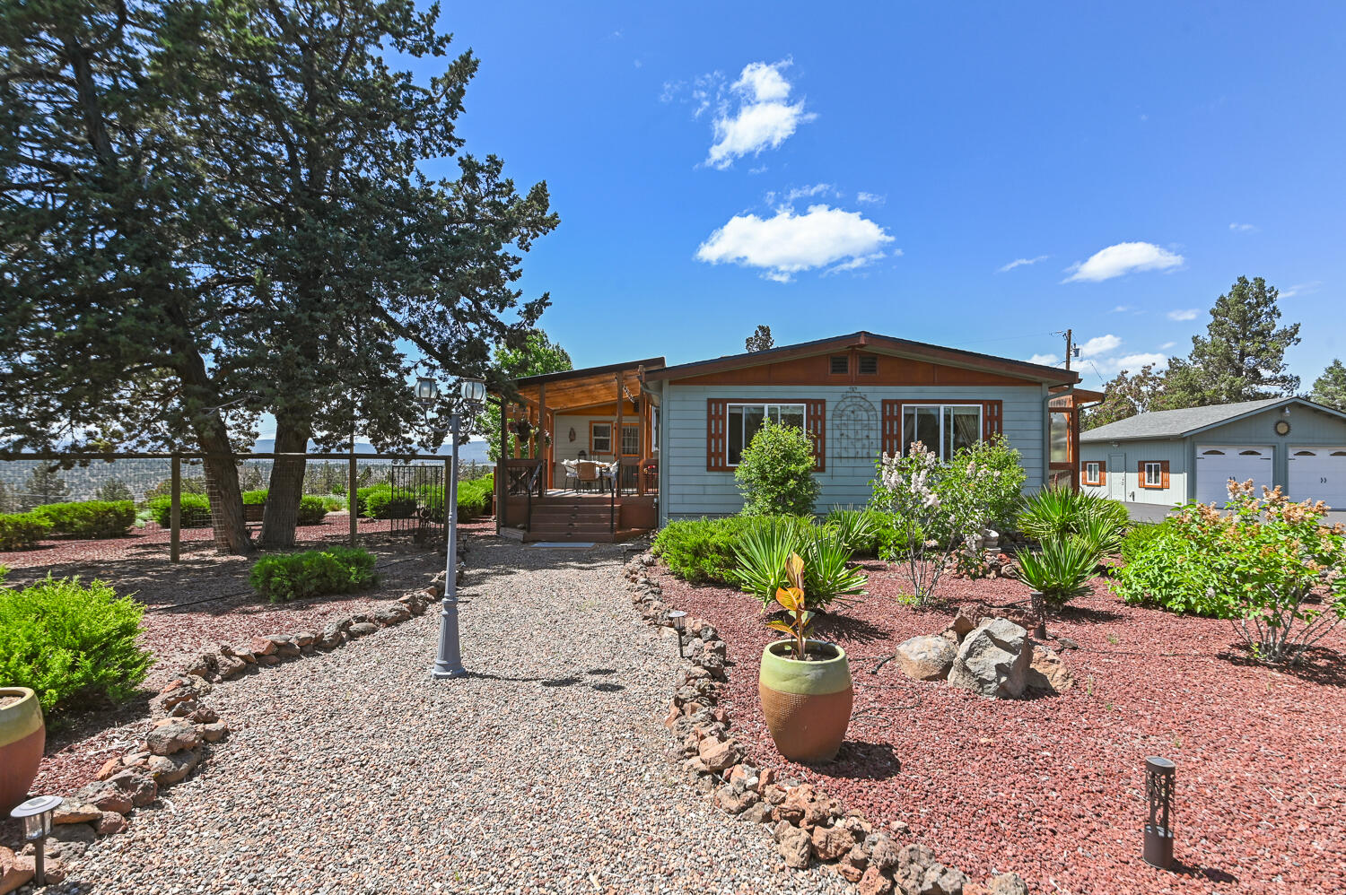 8550 SW Basalt Drive