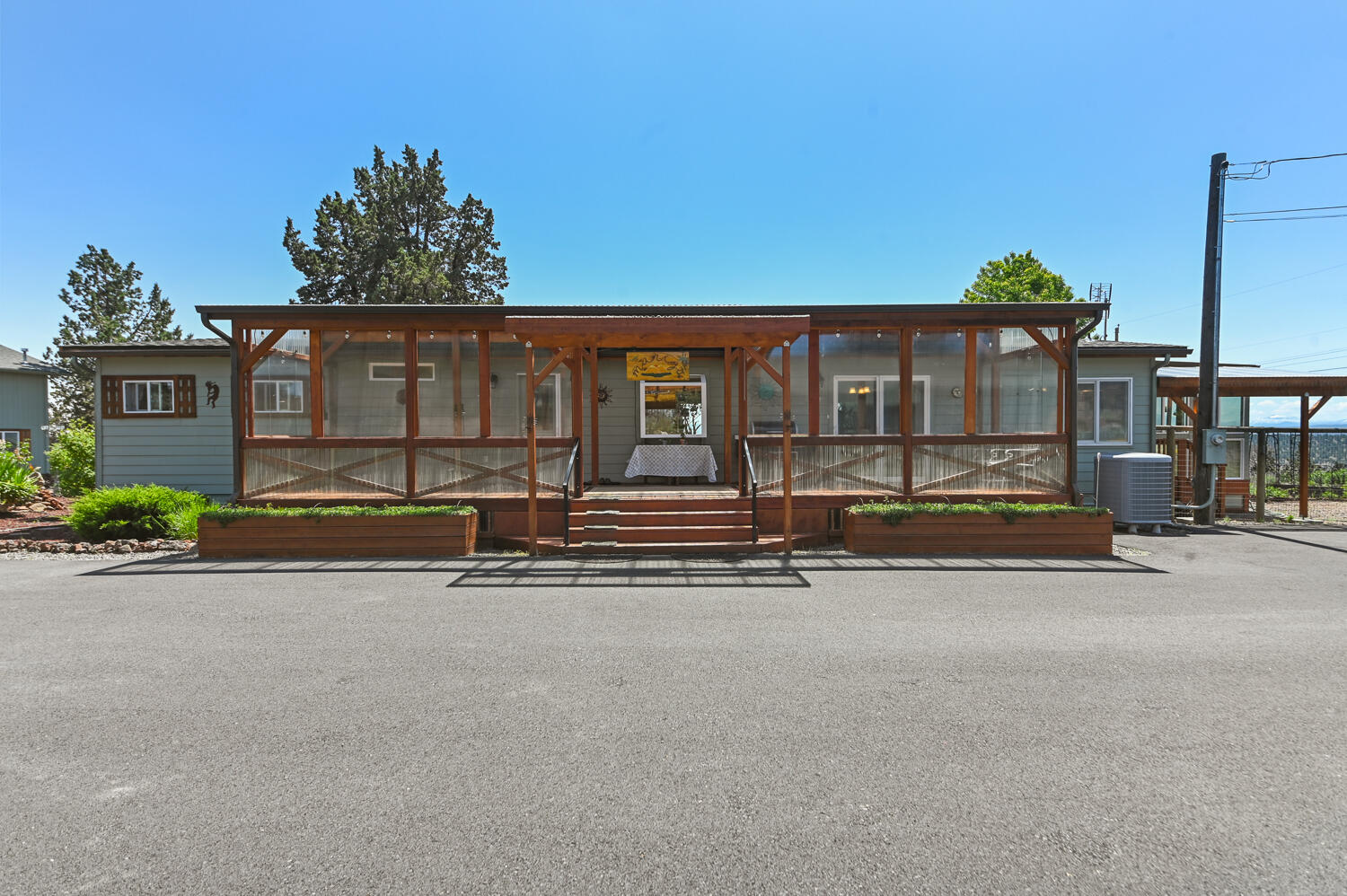 8550 SW Basalt Drive