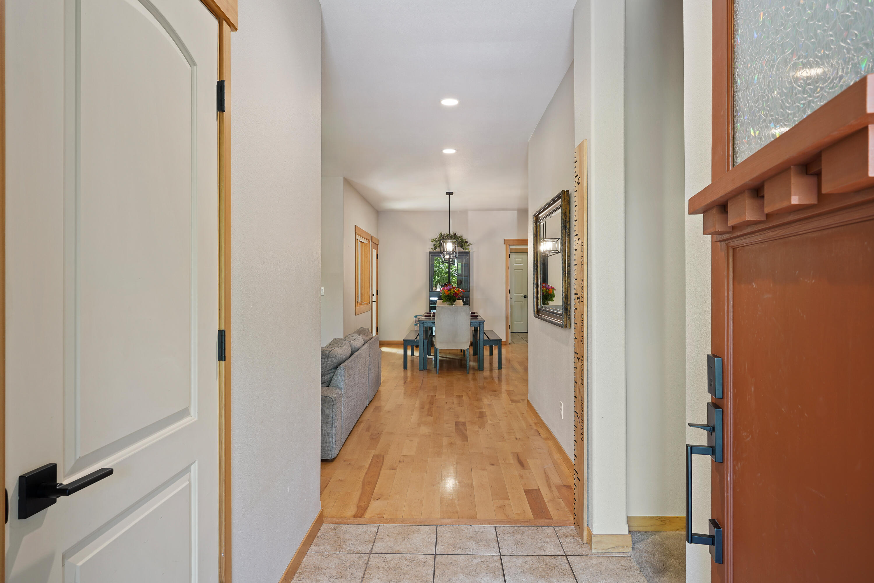 2559 NW Ordway Avenue