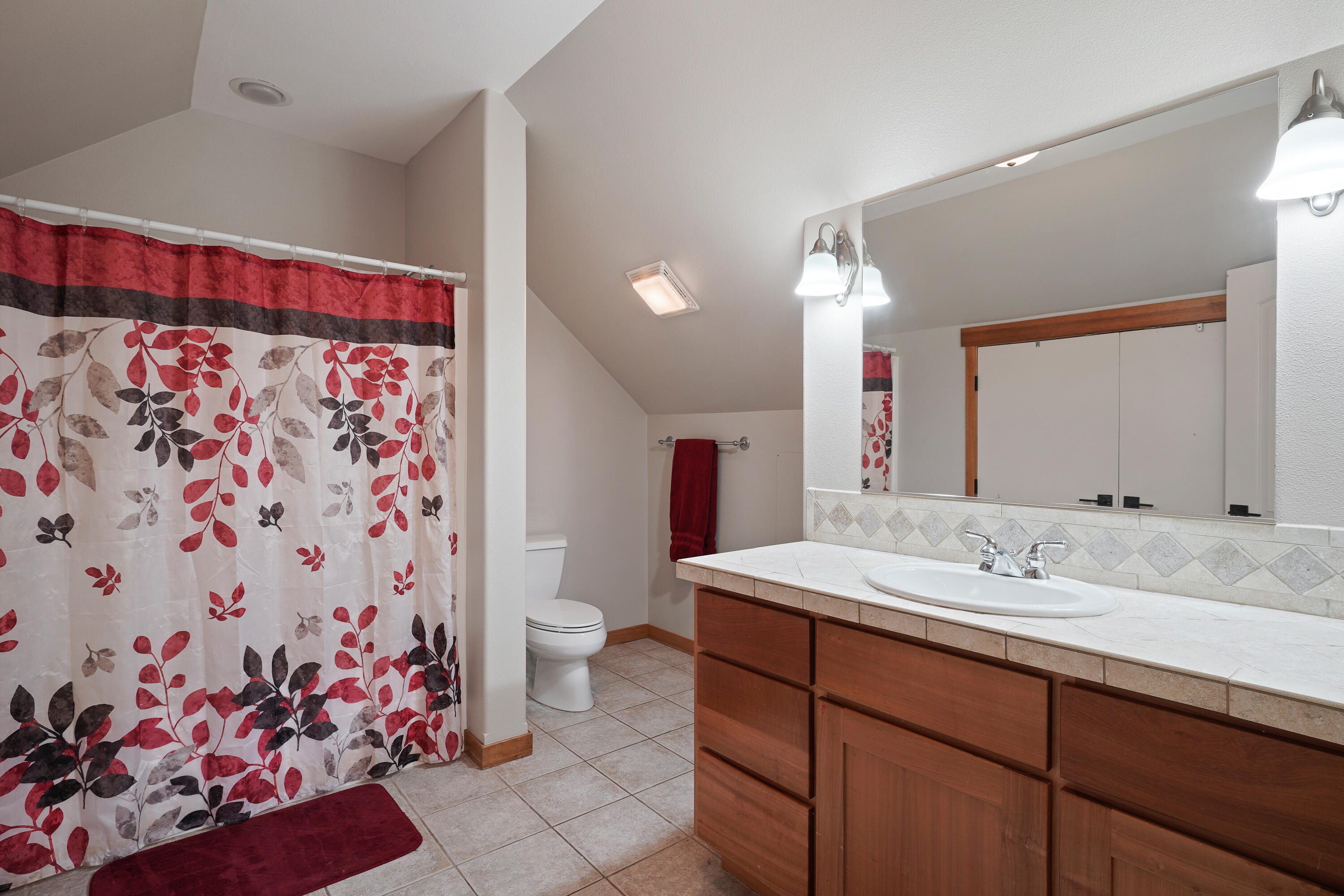 2559 NW Ordway Avenue