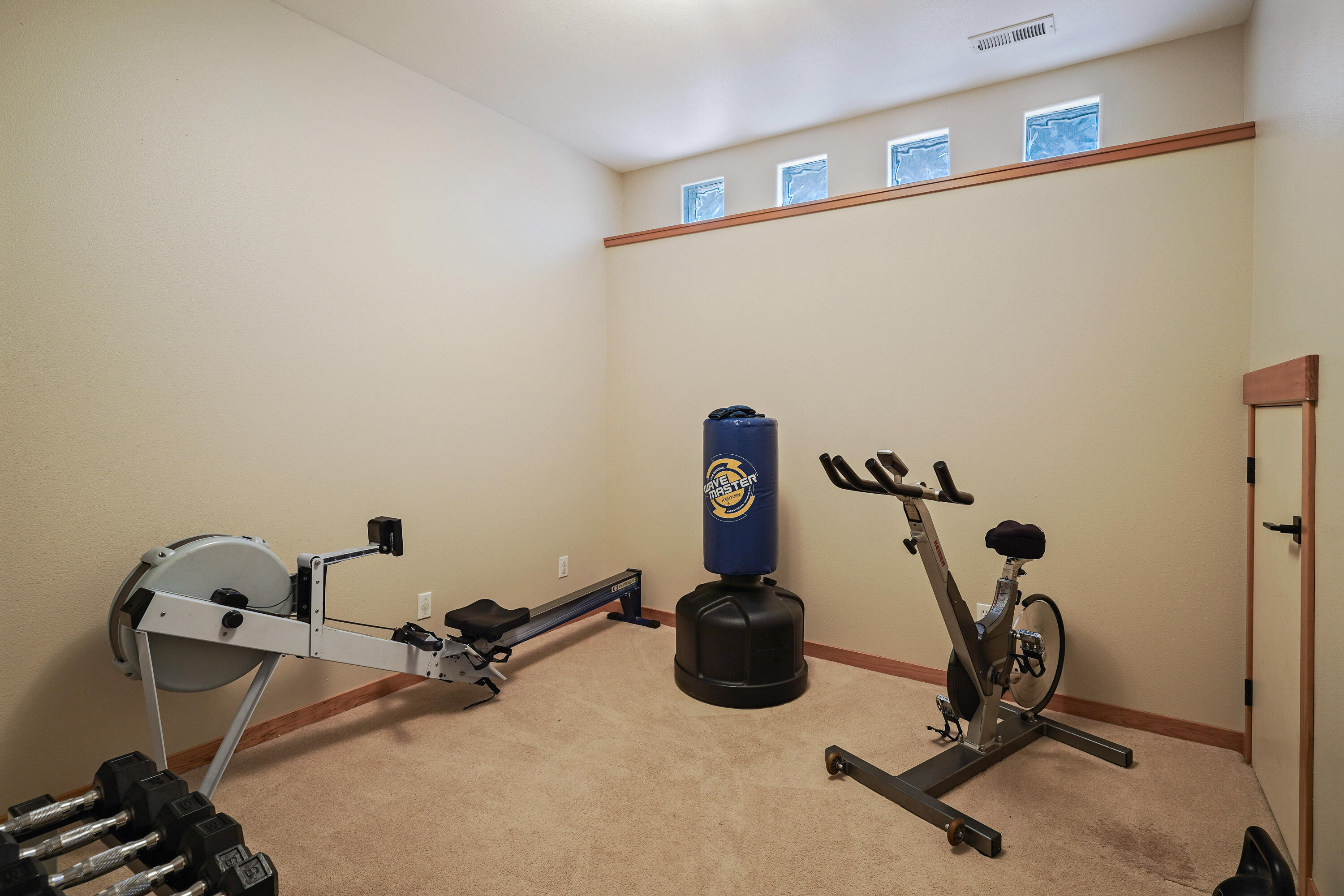 2559 NW Ordway Avenue