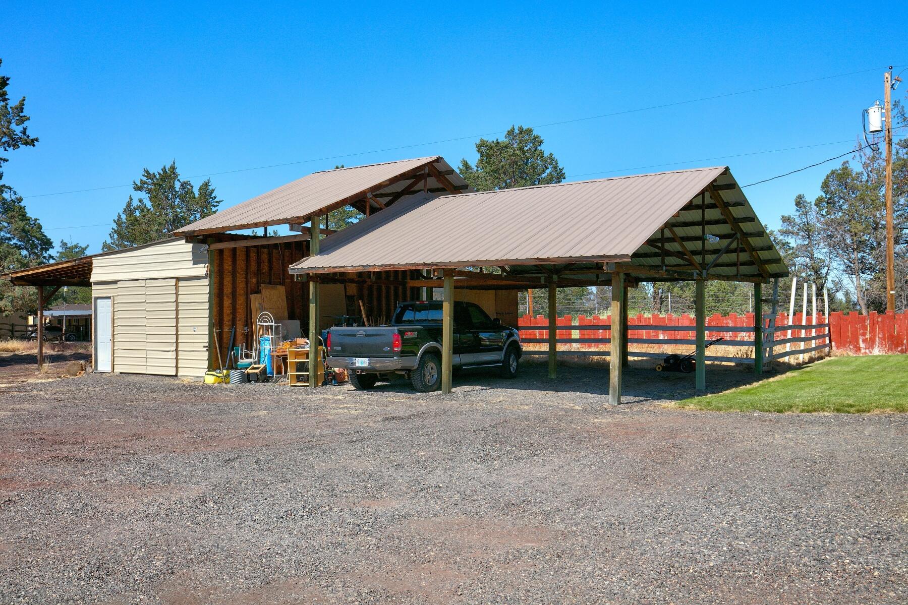 3610 NE Wilcox Avenue