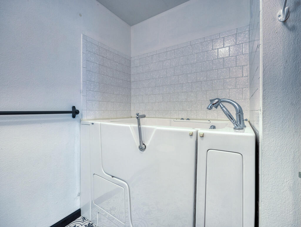 2020 Fairmount Street