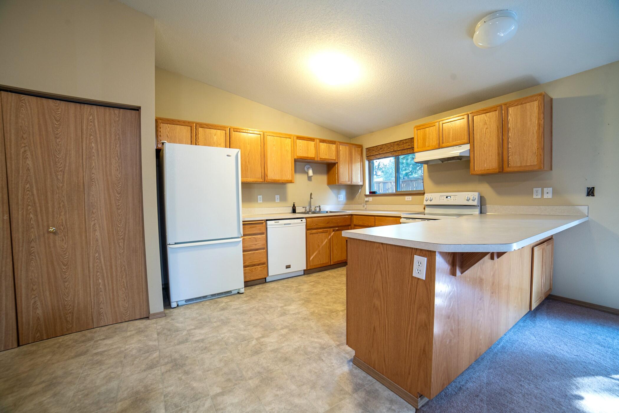 2370 NW Summerhill Drive