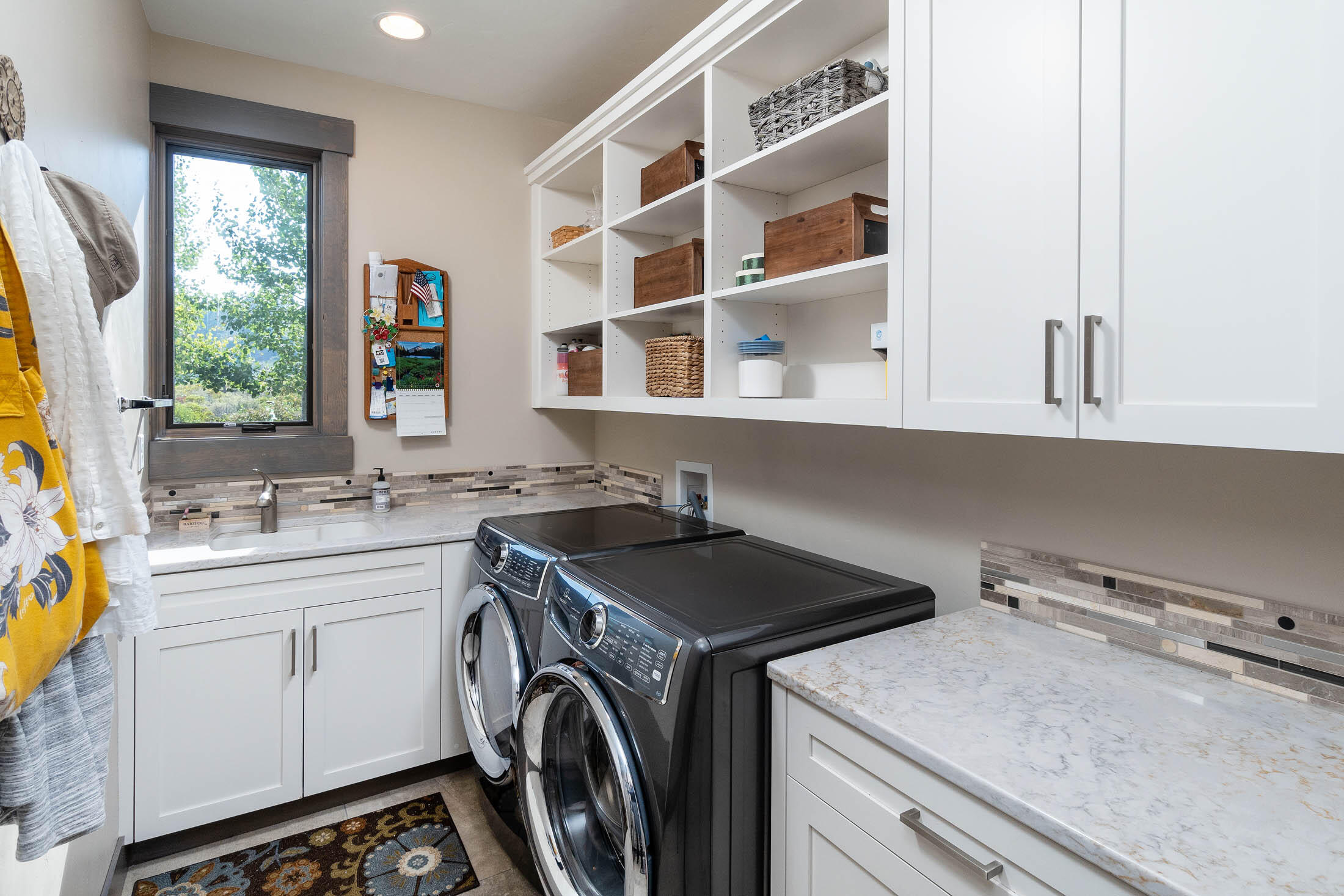 61384 Lost Hollow Loop