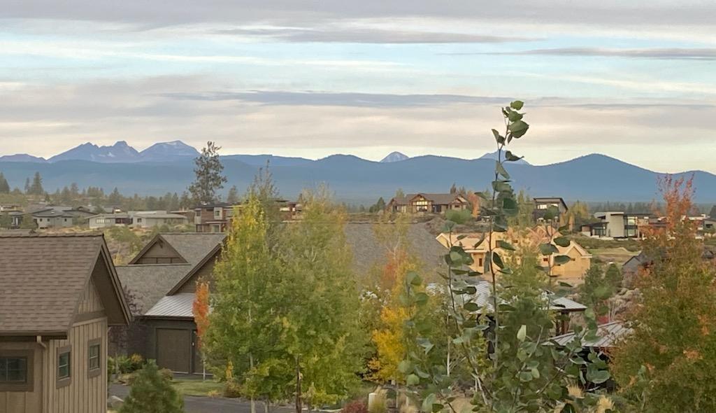 61384 Lost Hollow Loop