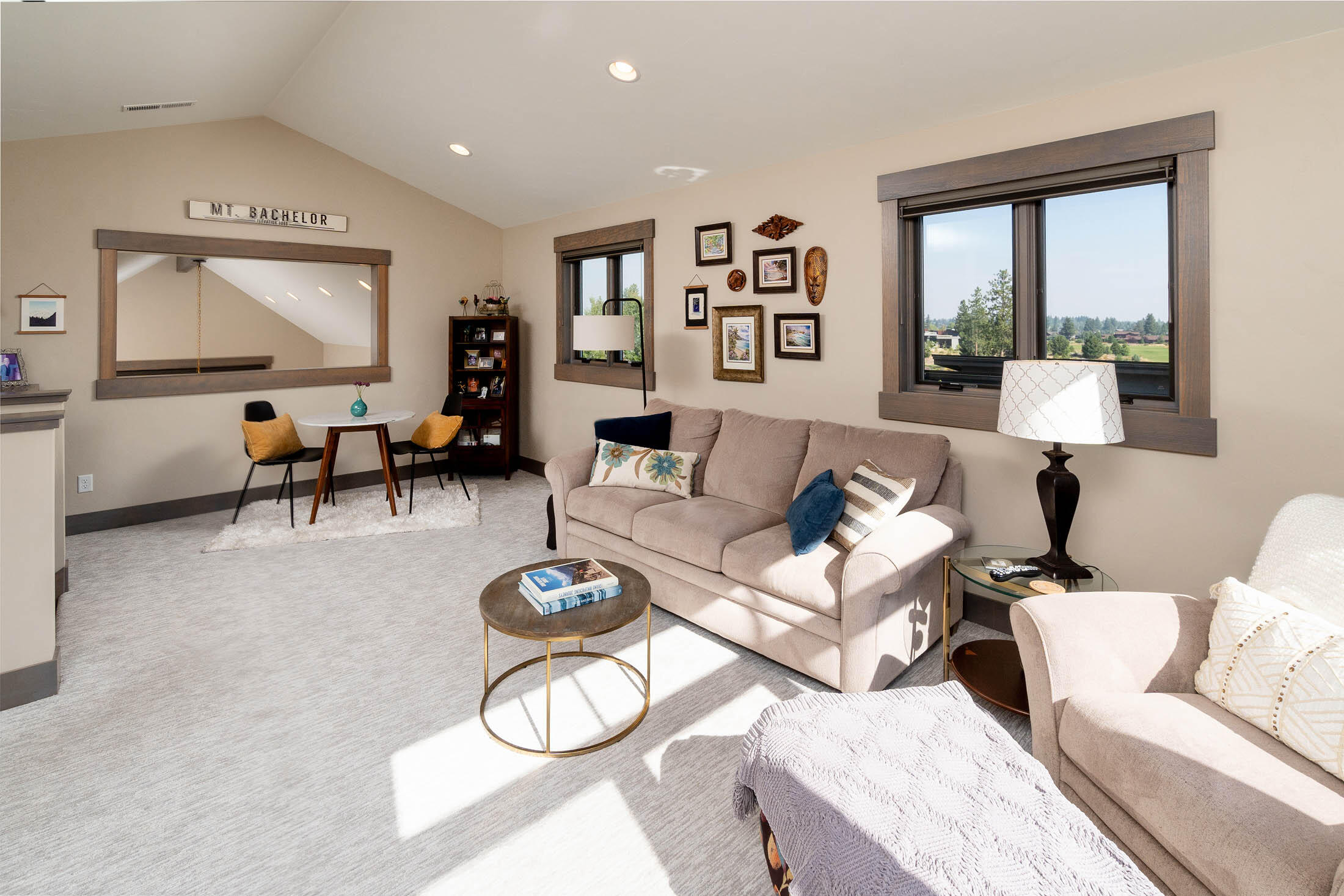 61384 Lost Hollow Loop