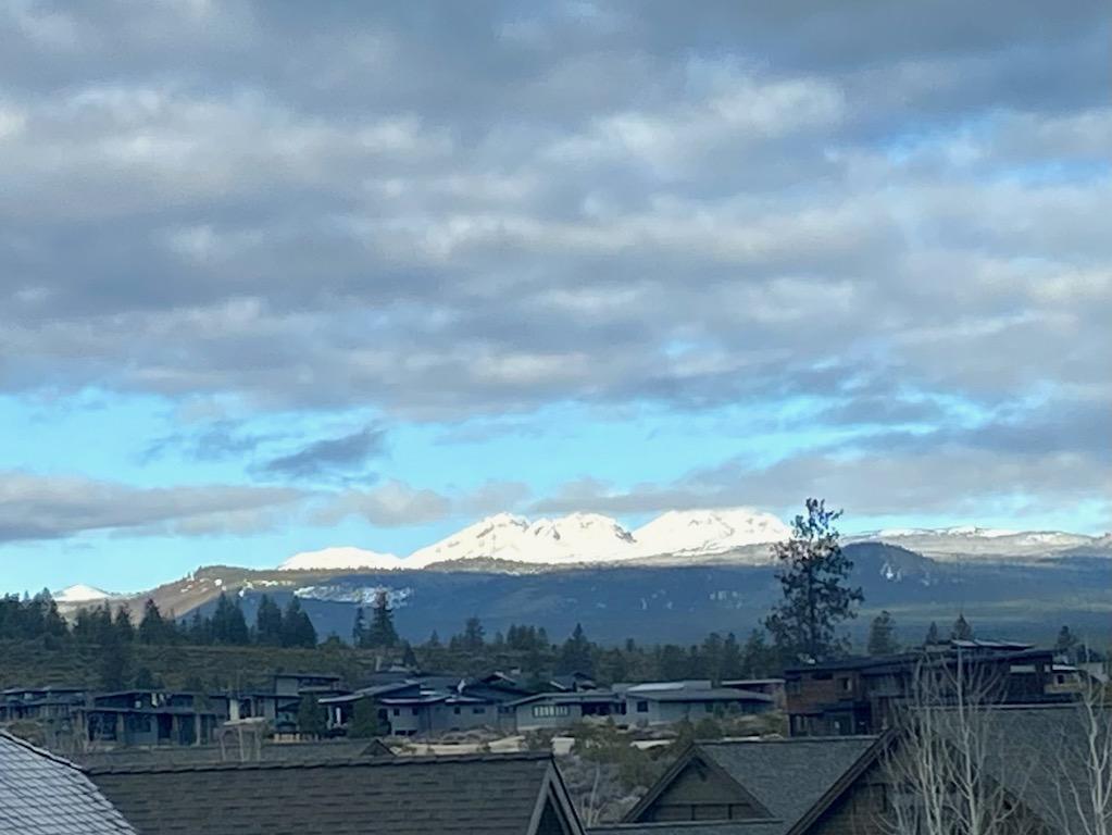 61384 Lost Hollow Loop