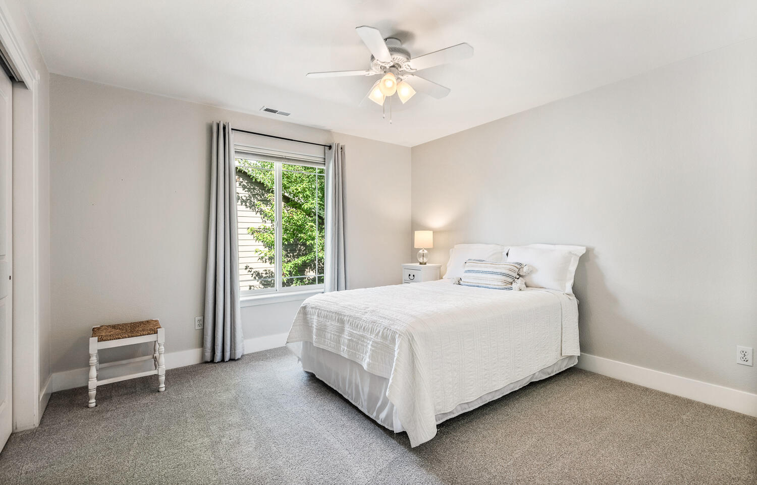 19934 Cliffrose Drive