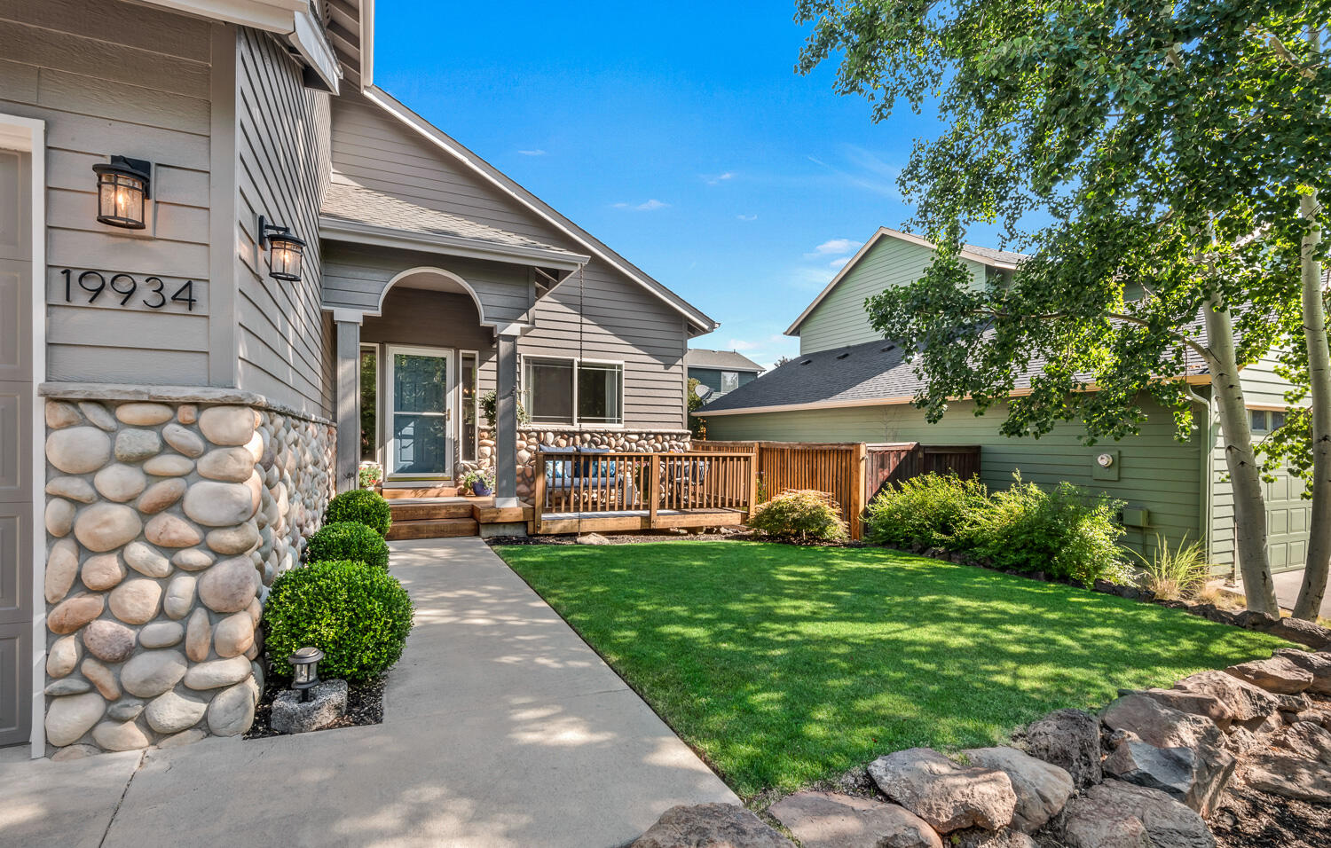 19934 Cliffrose Drive