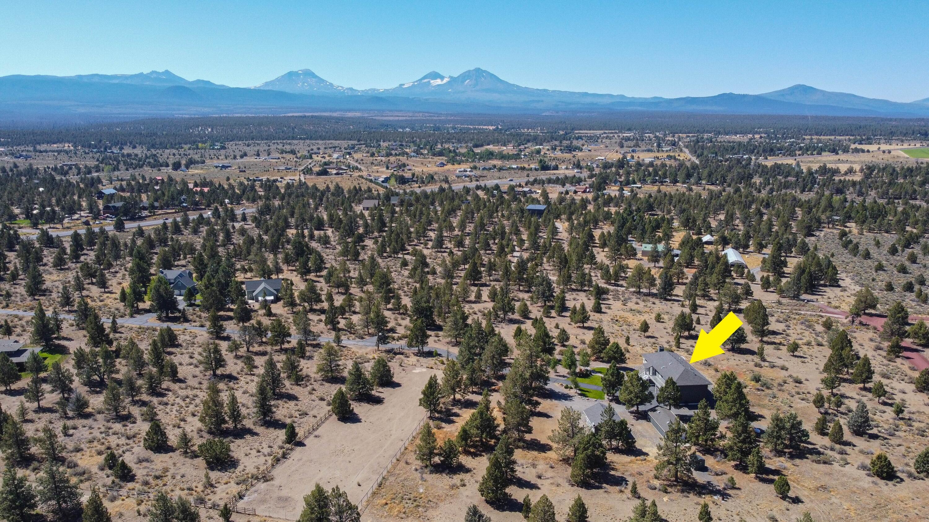 66966 Ten Peaks Court