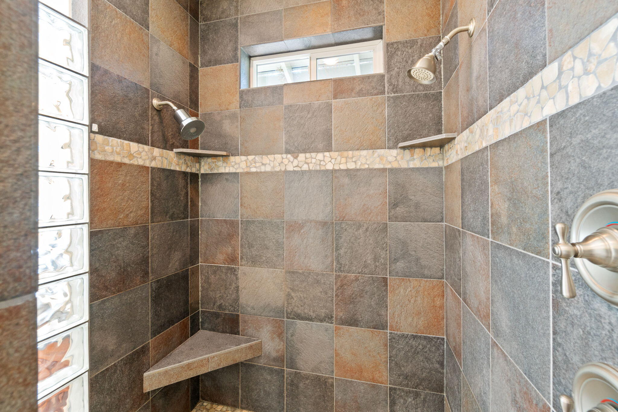 3430 NW Bryce Canyon Lane