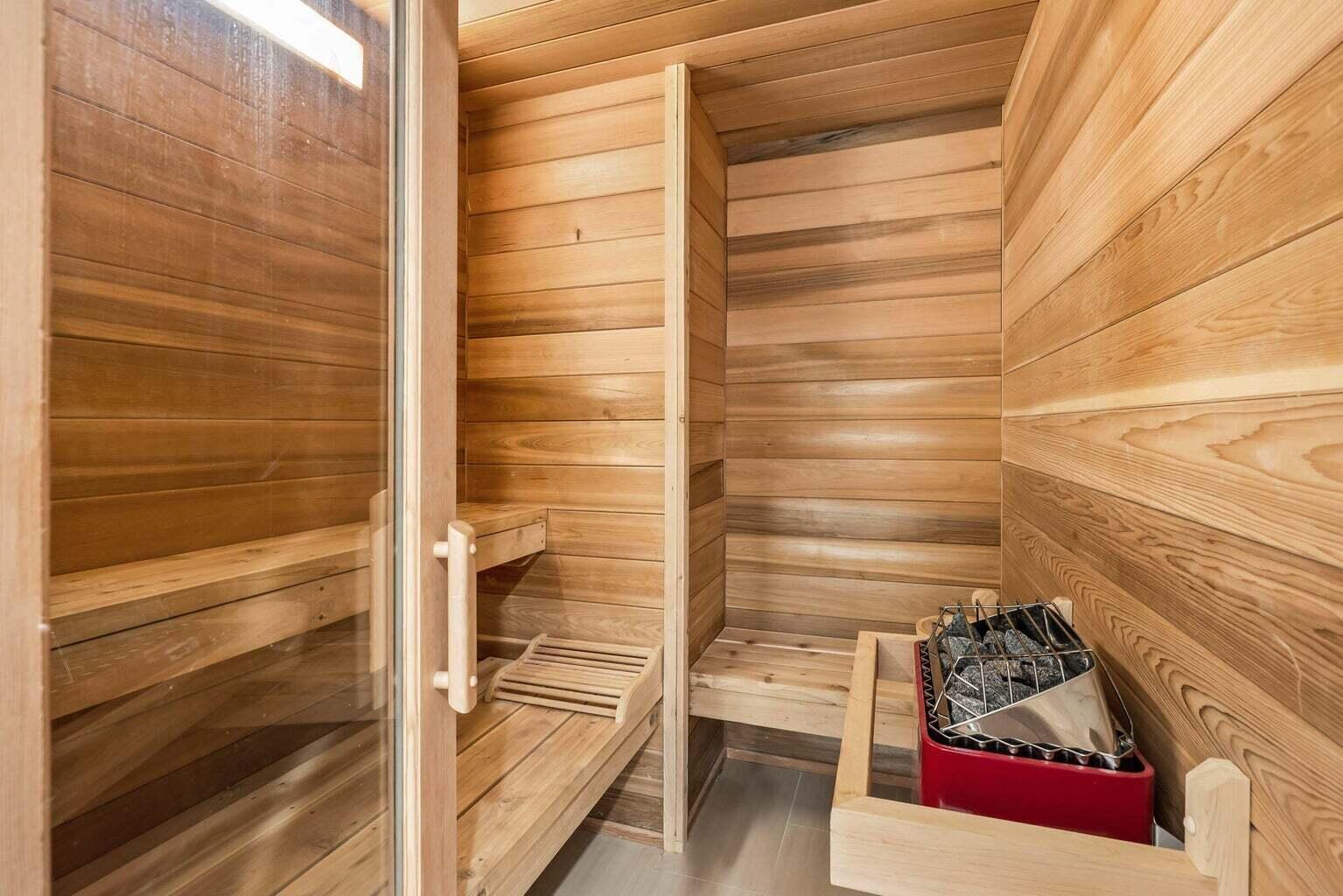 61776 Tam McArthur Loop