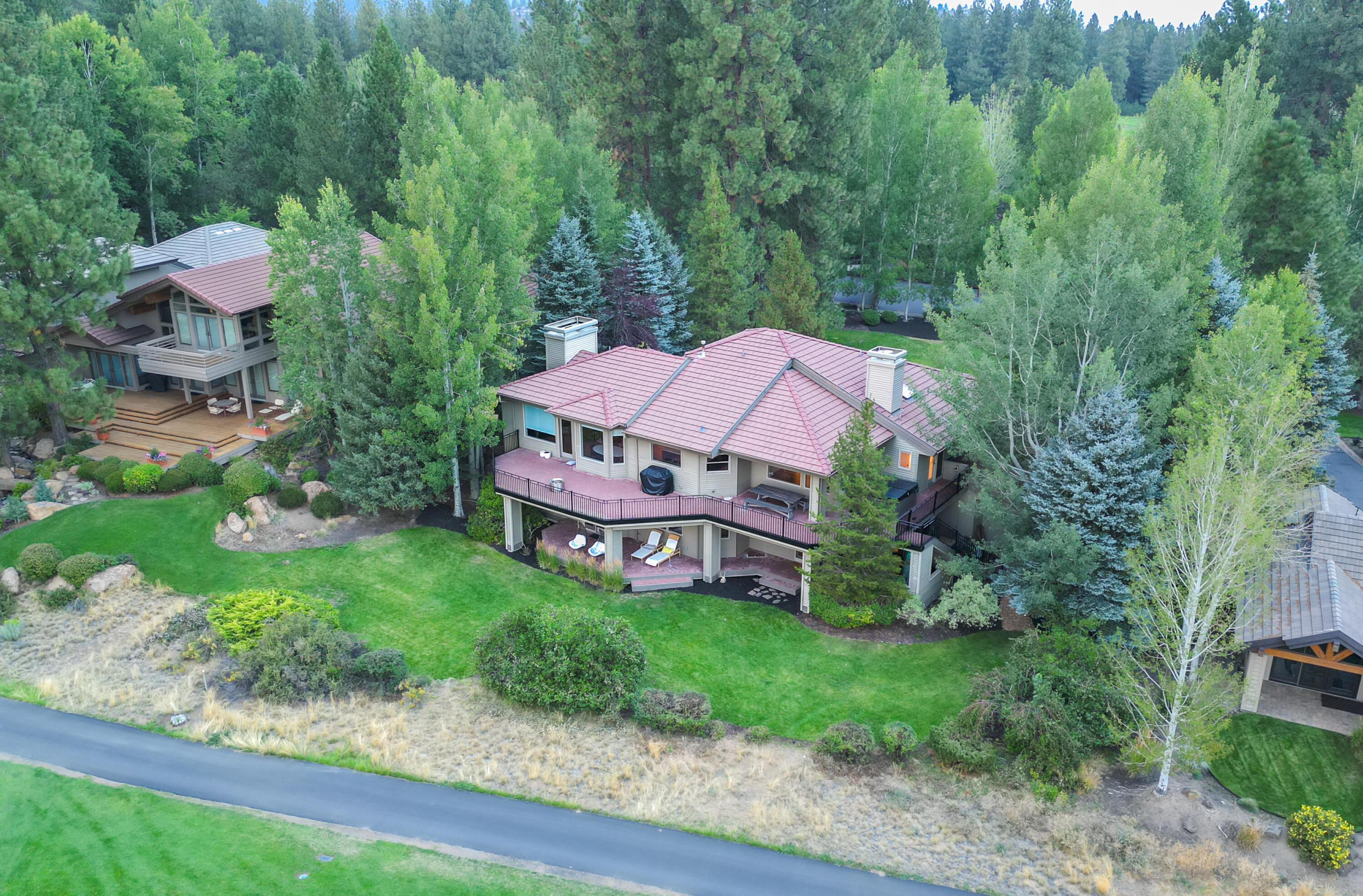 61776 Tam McArthur Loop