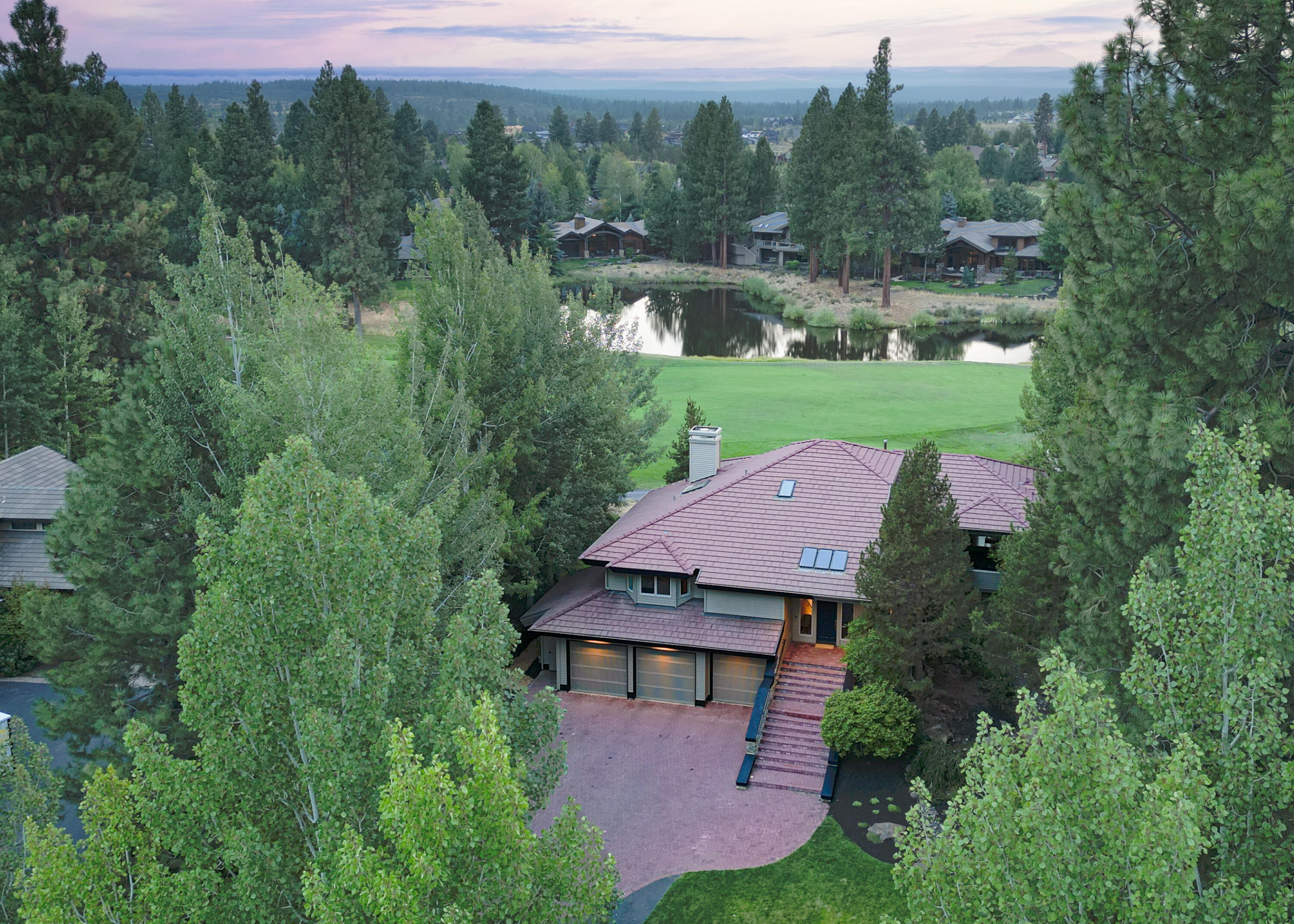 61776 Tam McArthur Loop