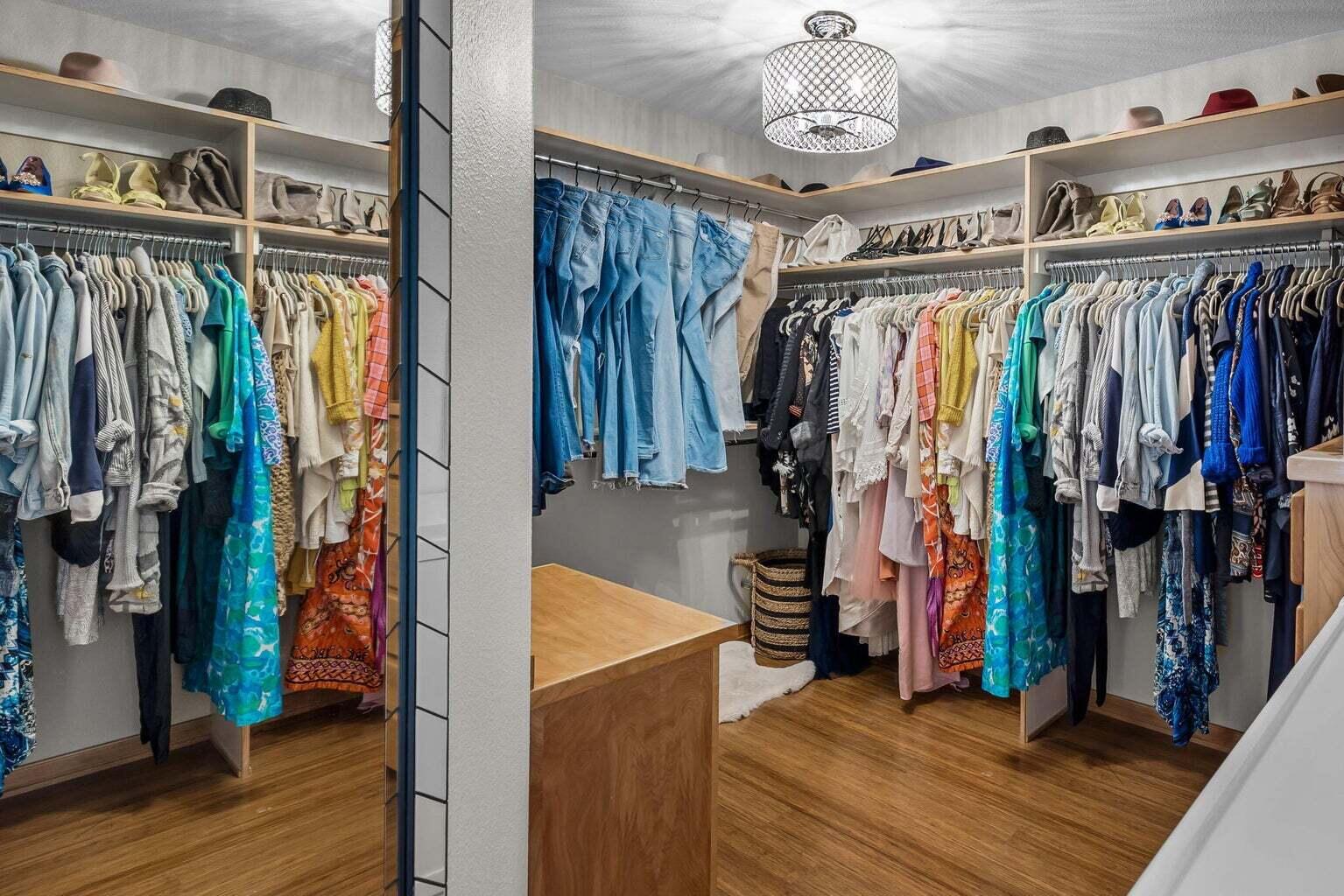 61776 Tam McArthur Loop