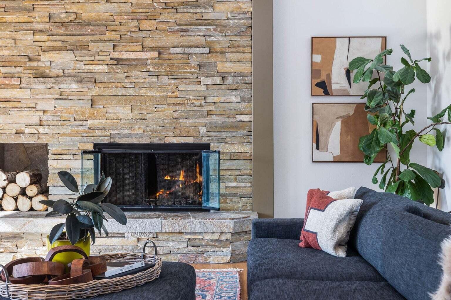 61776 Tam McArthur Loop