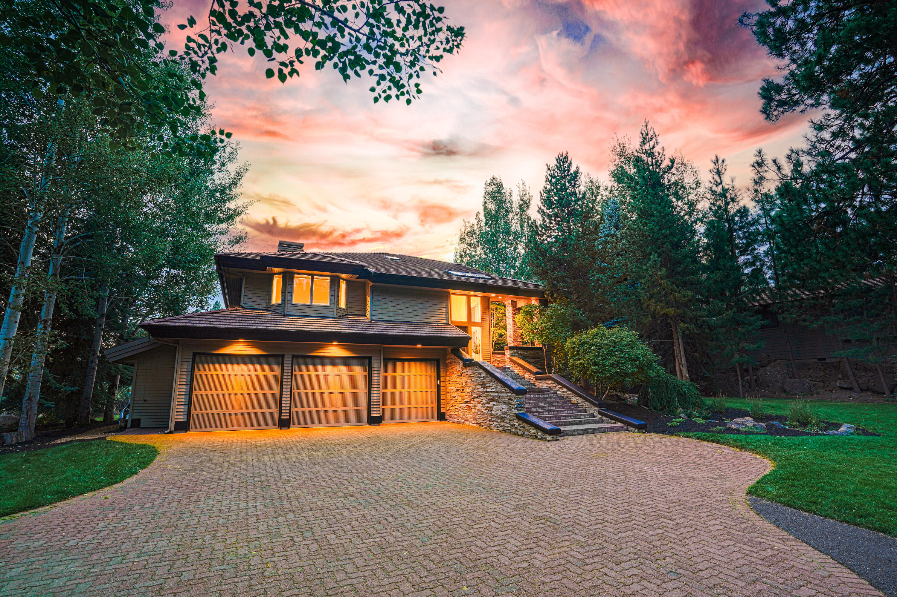 61776 Tam McArthur Loop