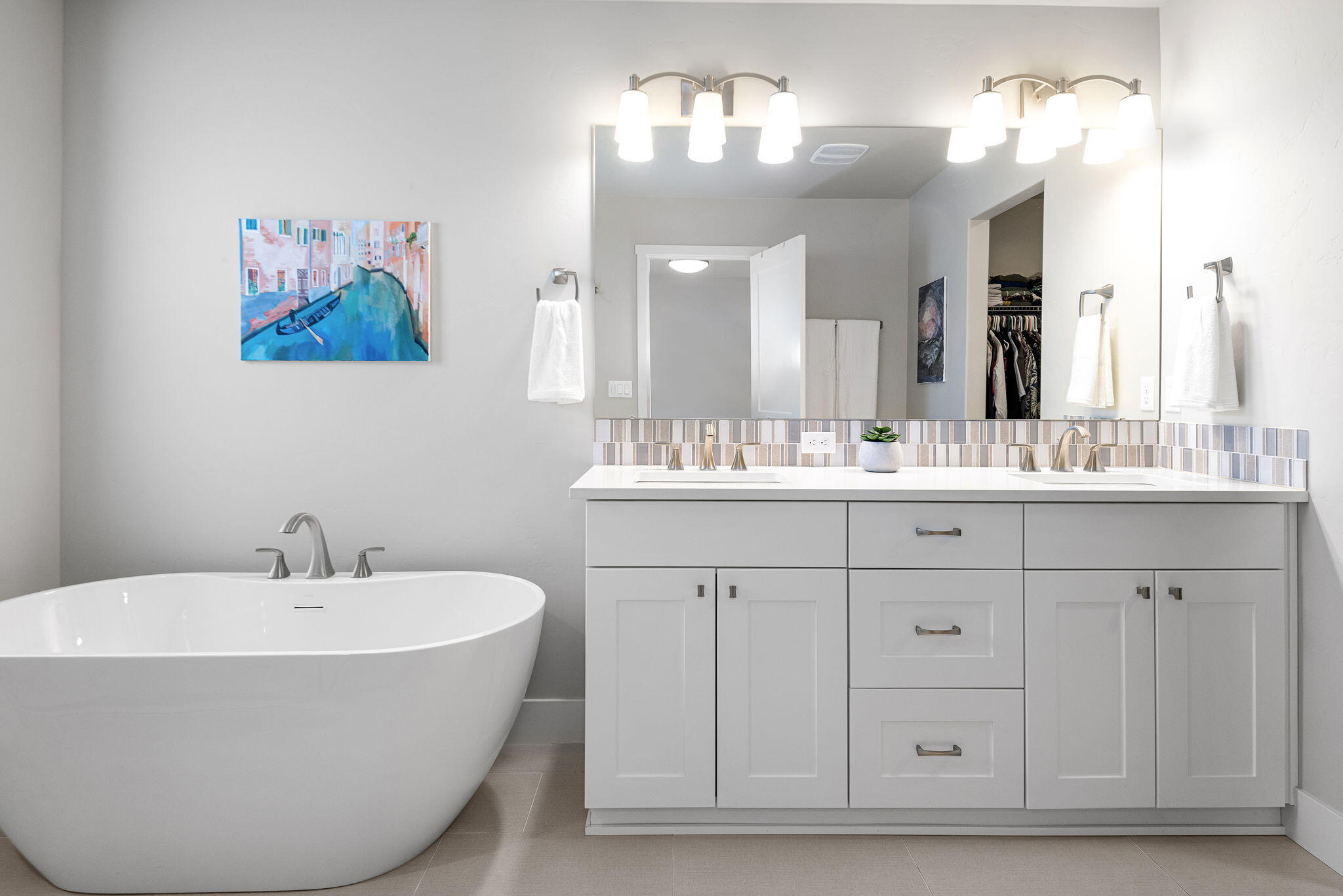 63123 NW Via Cambria