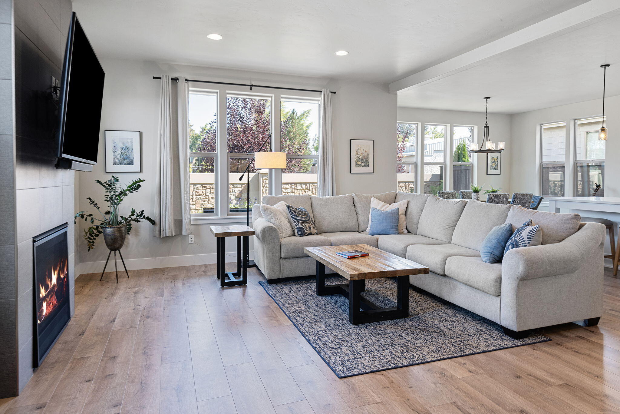 63123 NW Via Cambria