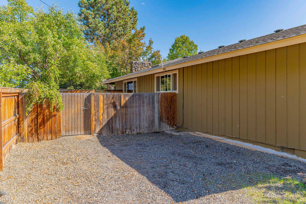 2040 NE Shepard Road