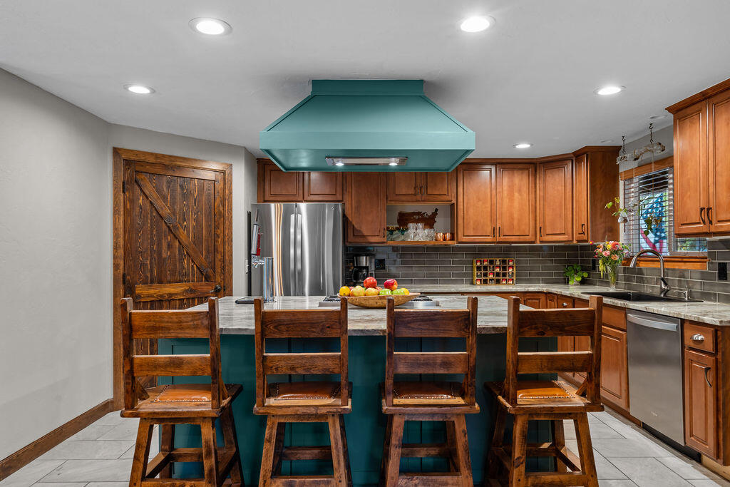 2040 NE Shepard Road