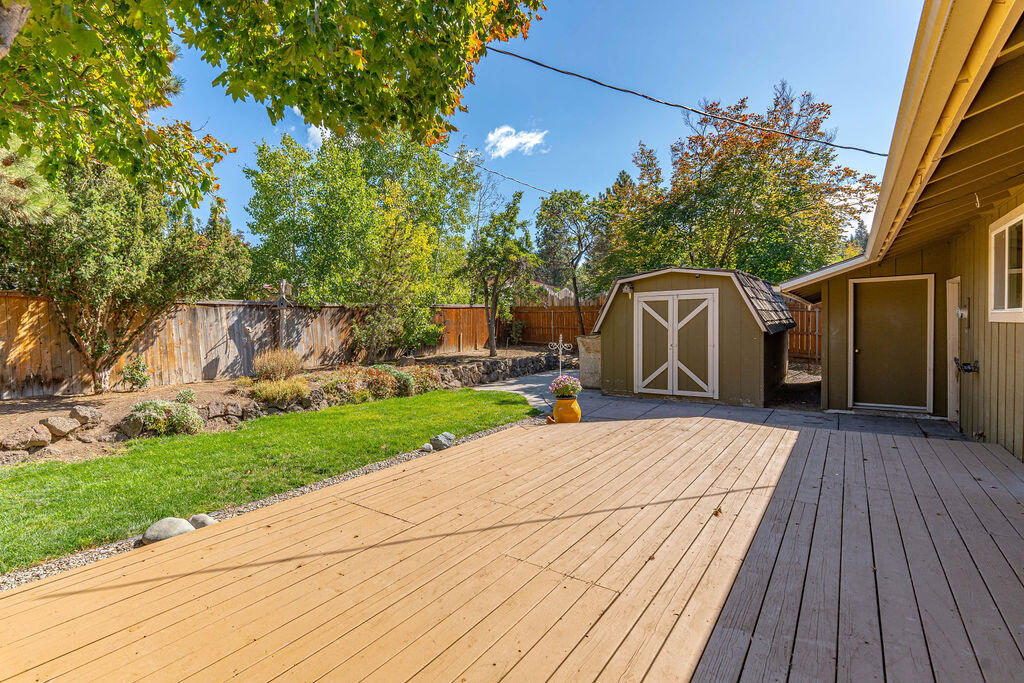 2040 NE Shepard Road