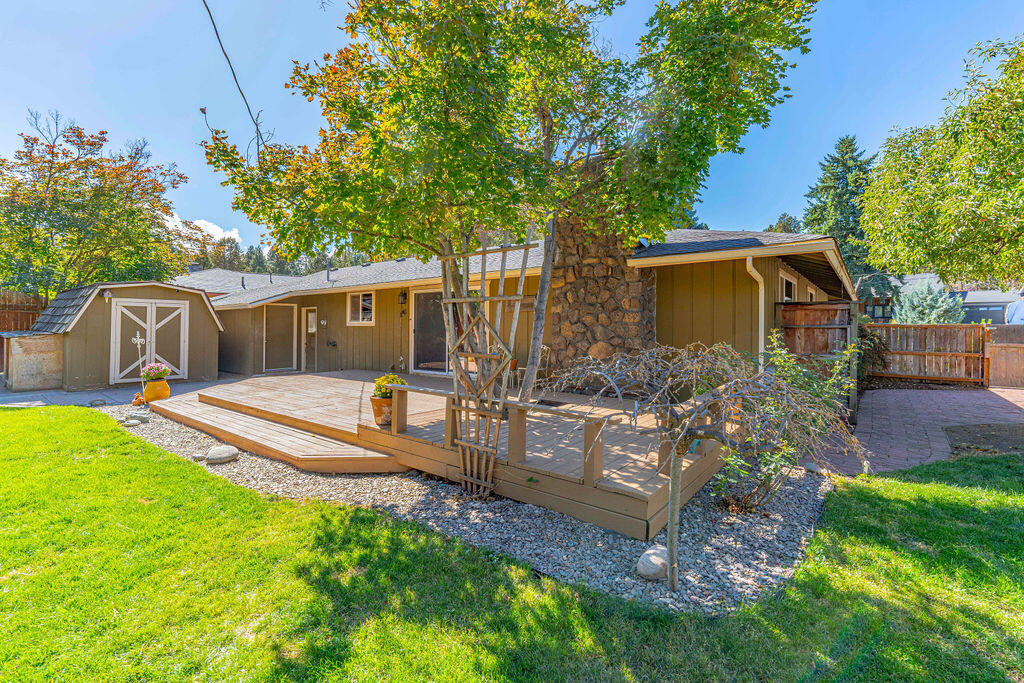 2040 NE Shepard Road