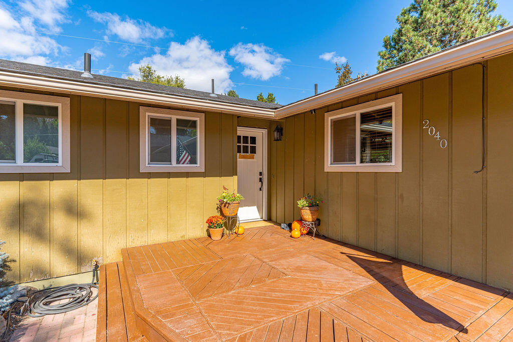 2040 NE Shepard Road