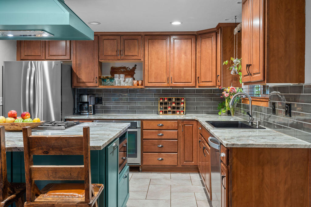 2040 NE Shepard Road