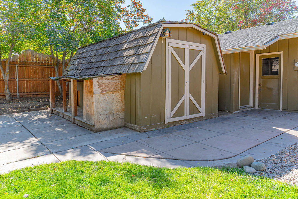 2040 NE Shepard Road