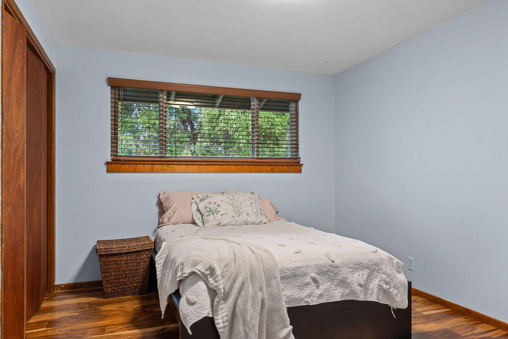 2040 NE Shepard Road