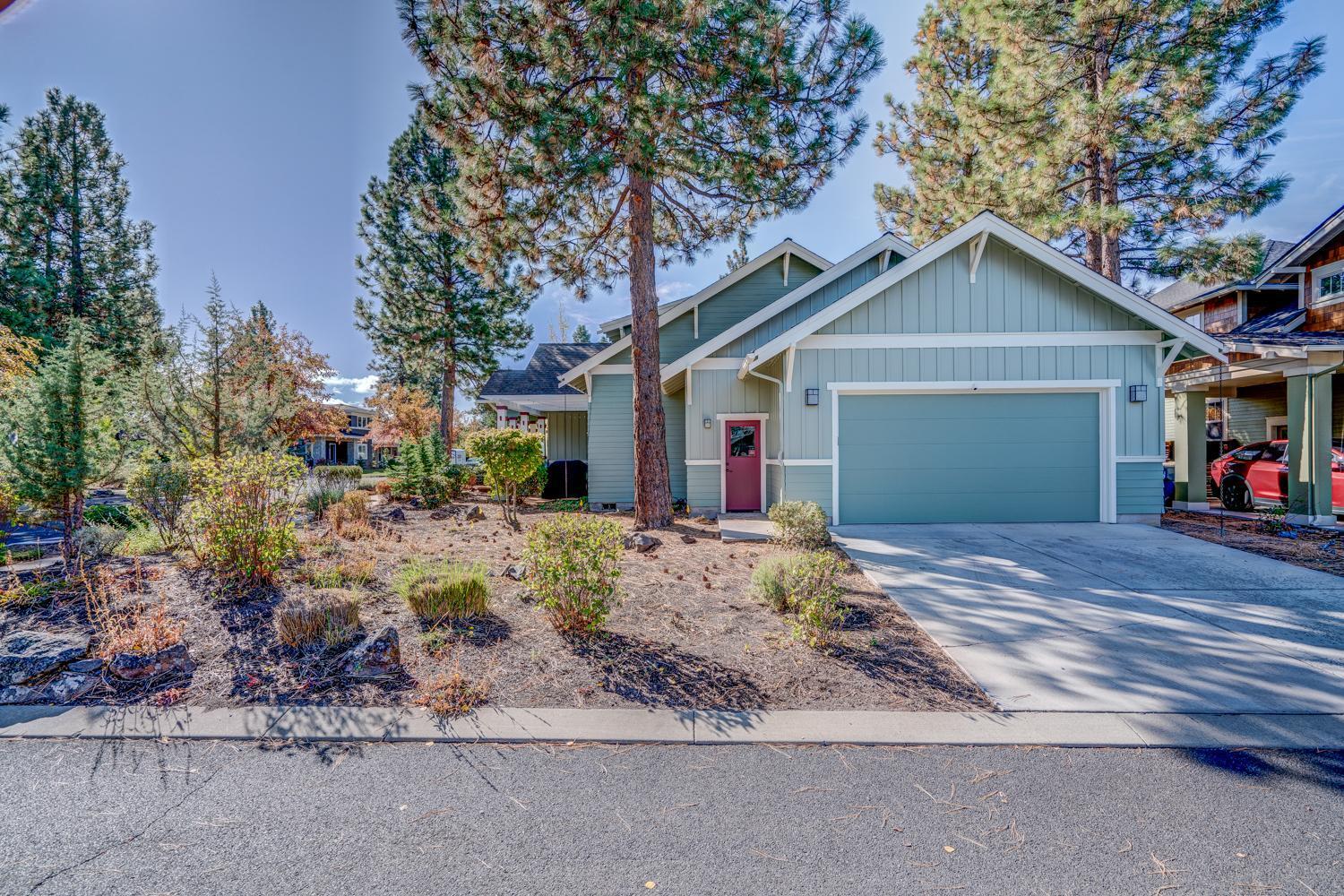 839 NW John Fremont Street