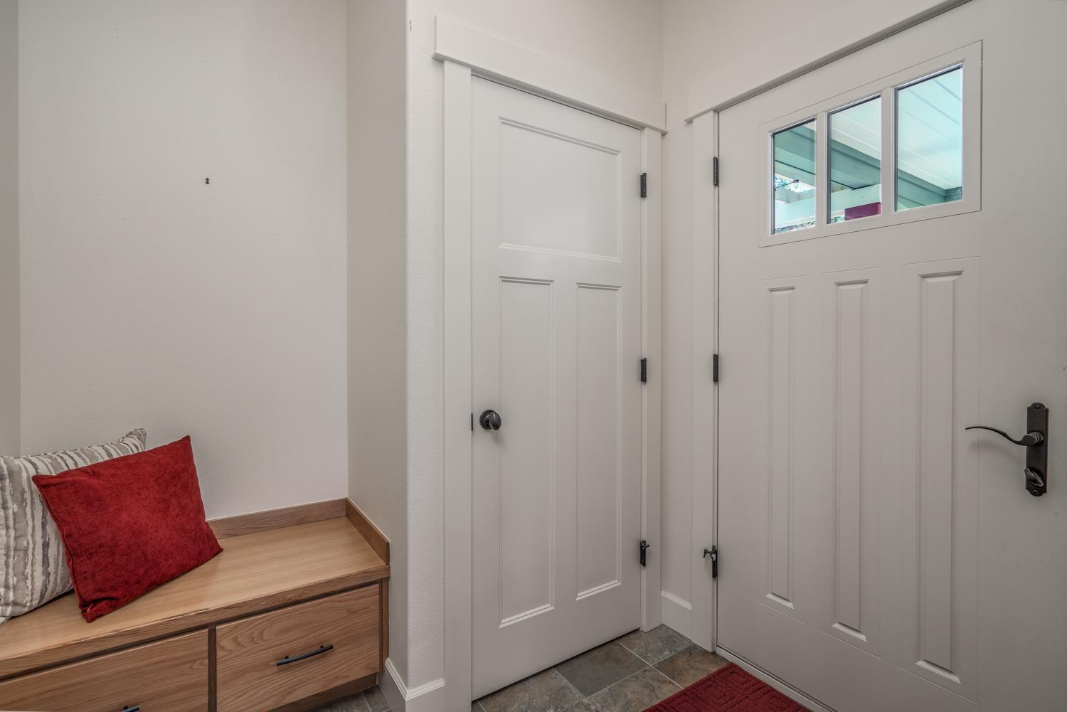 839 NW John Fremont Street