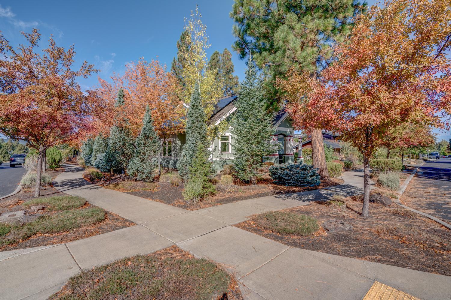 839 NW John Fremont Street