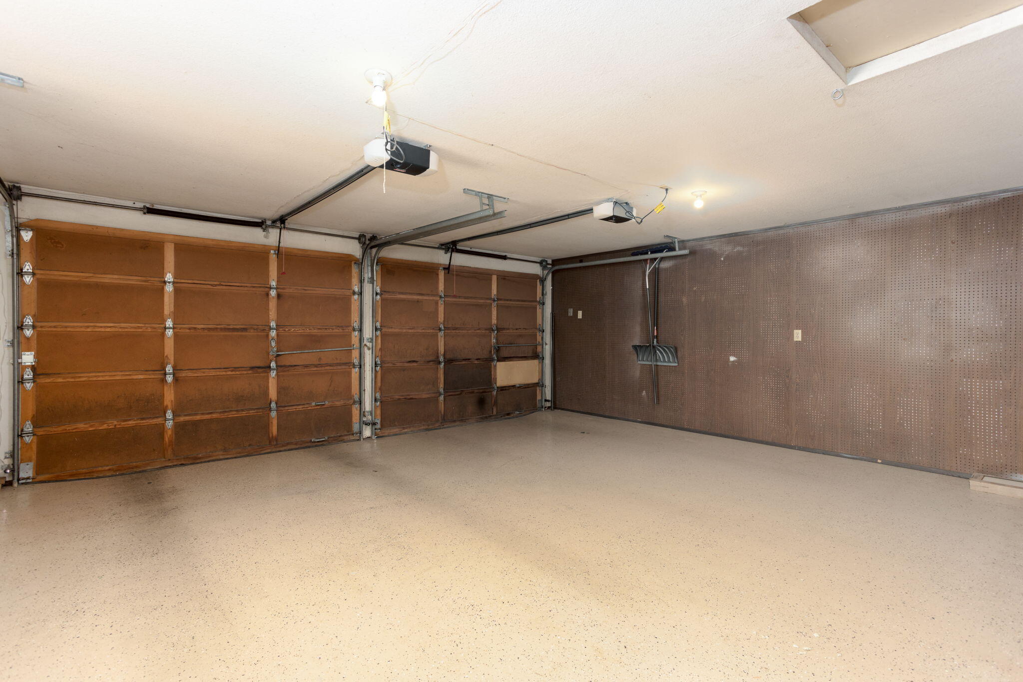 61335 Robin Hood Lane