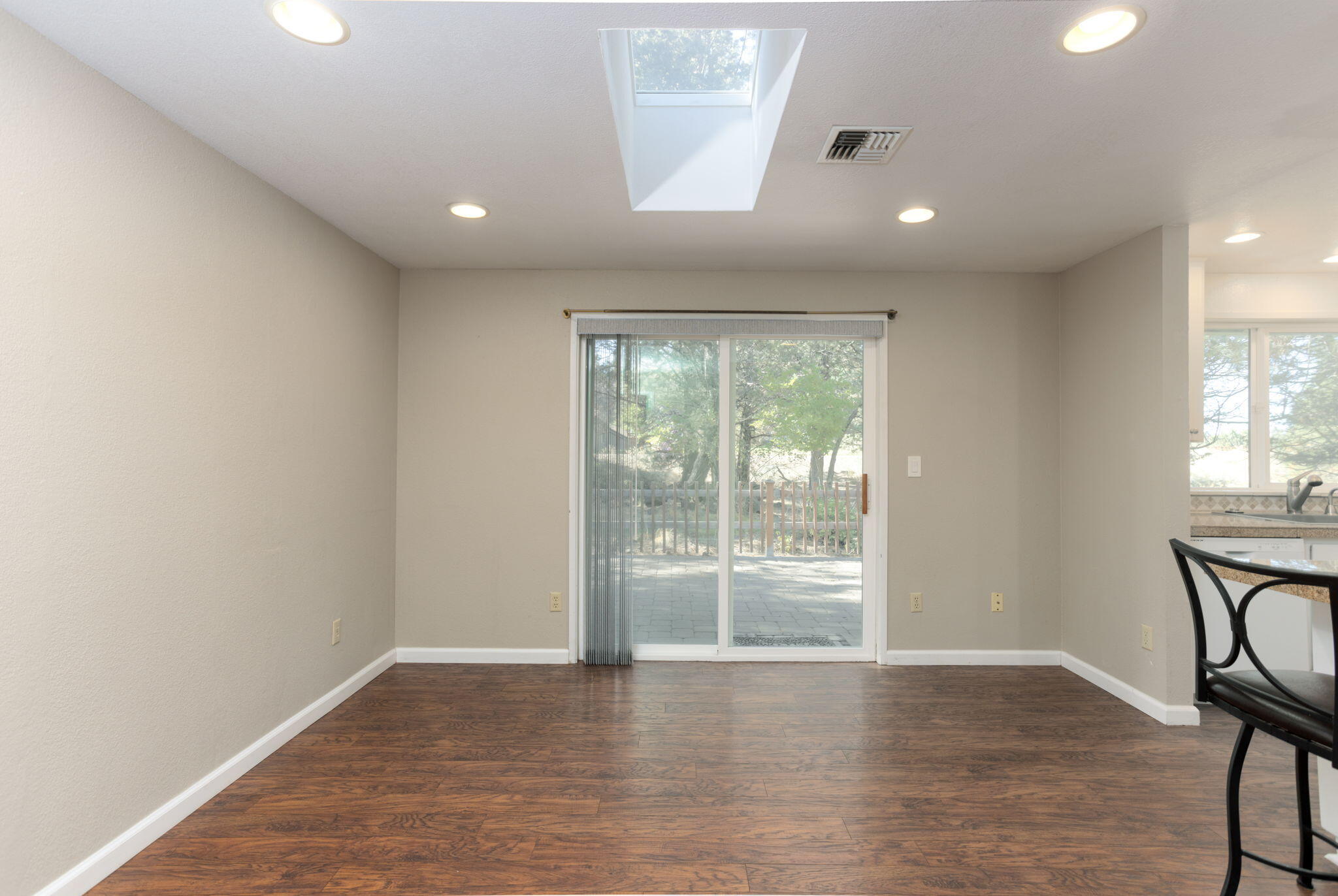 61335 Robin Hood Lane