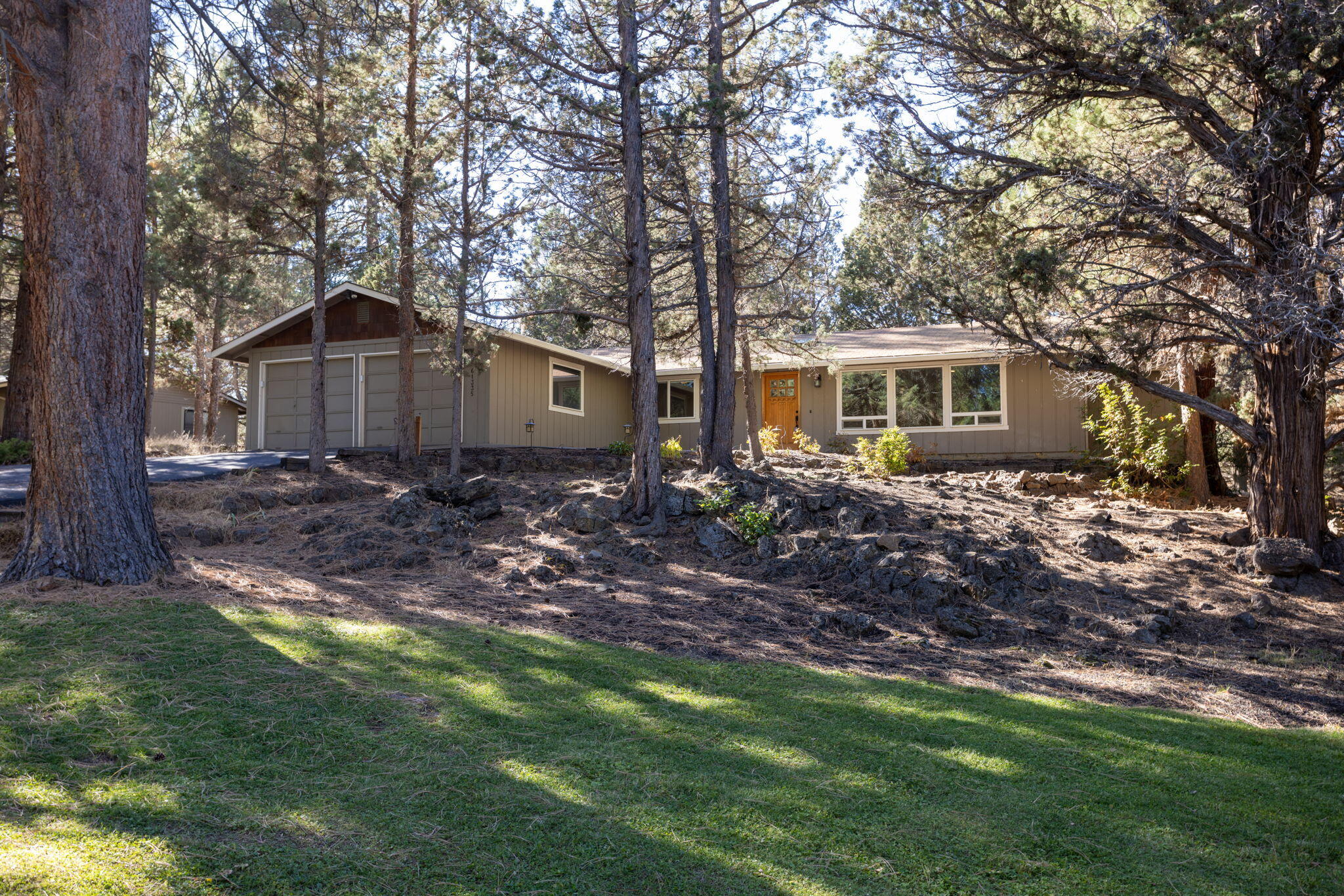 61335 Robin Hood Lane