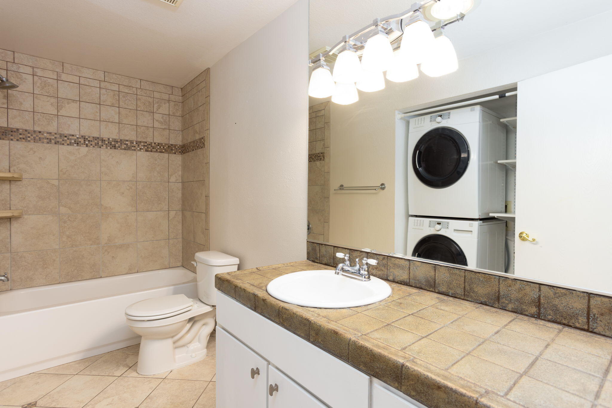 61335 Robin Hood Lane