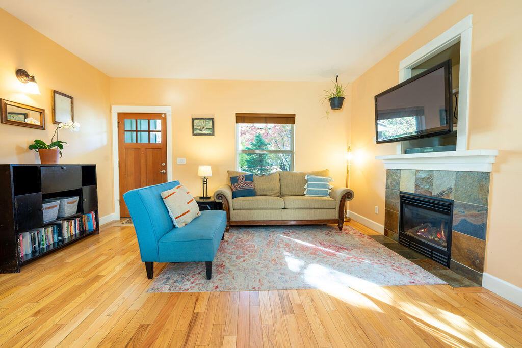 20629 Foxborough Lane