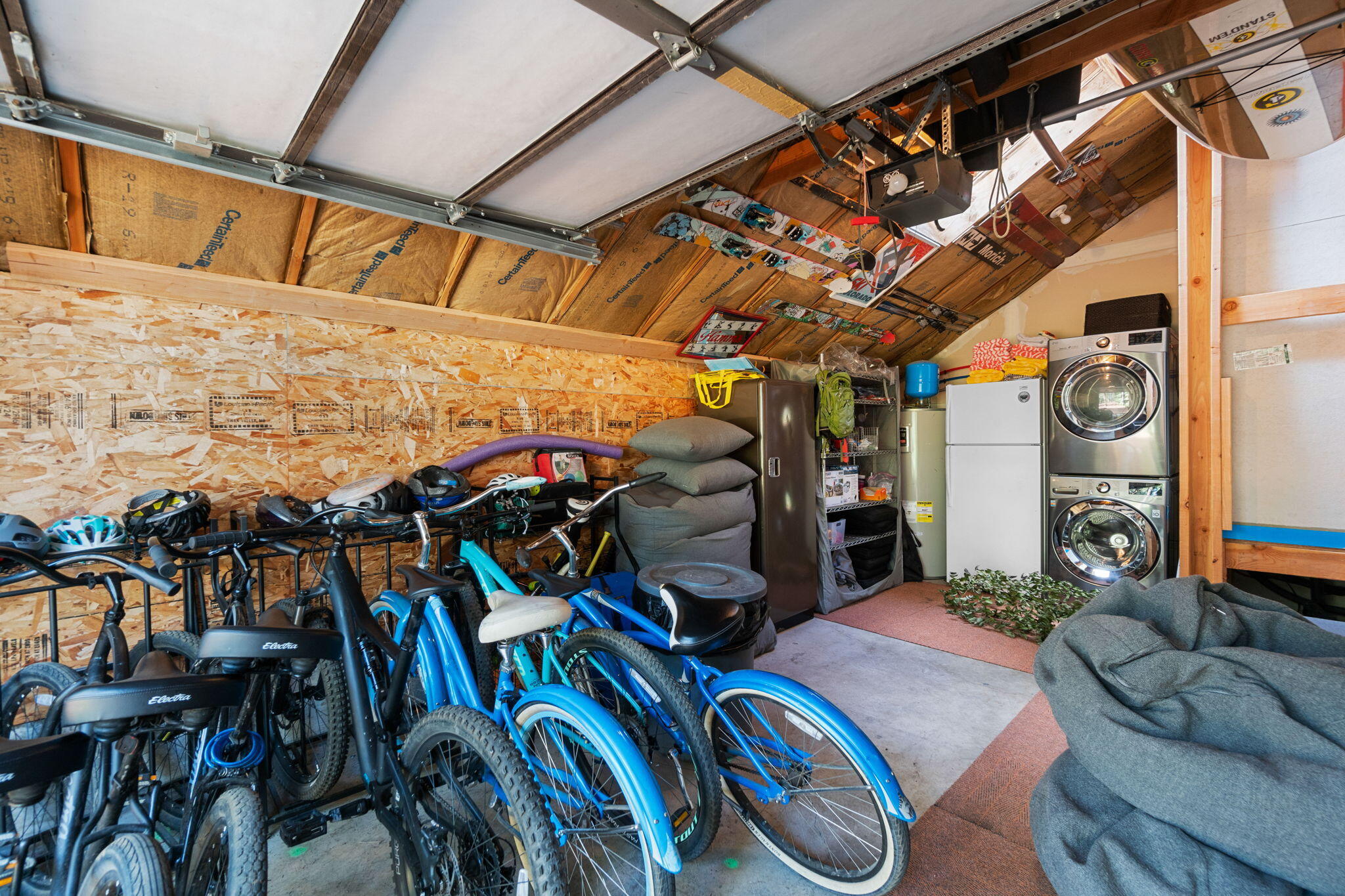 70927 Glacier Lily Lane