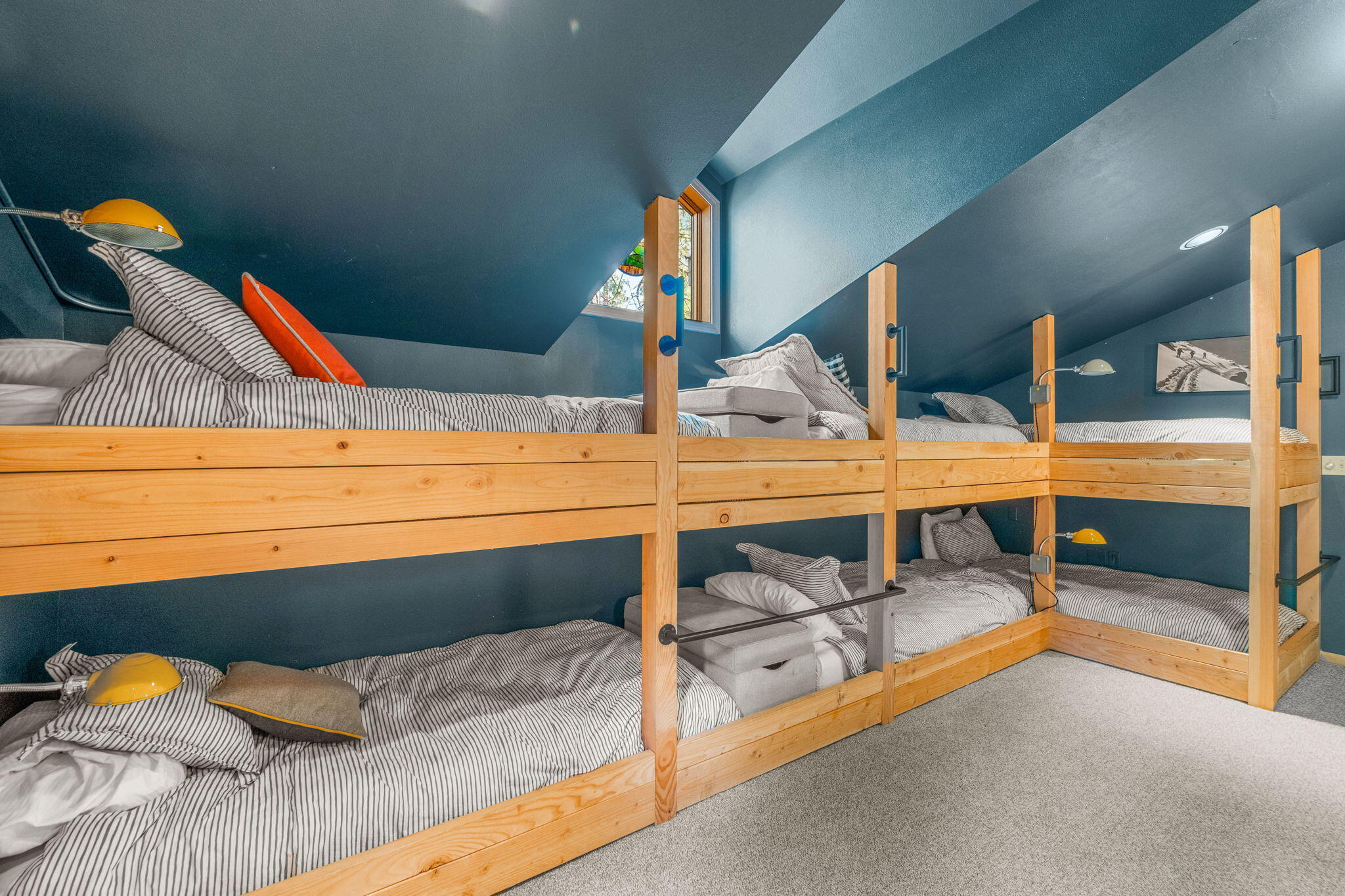 70927 Glacier Lily Lane