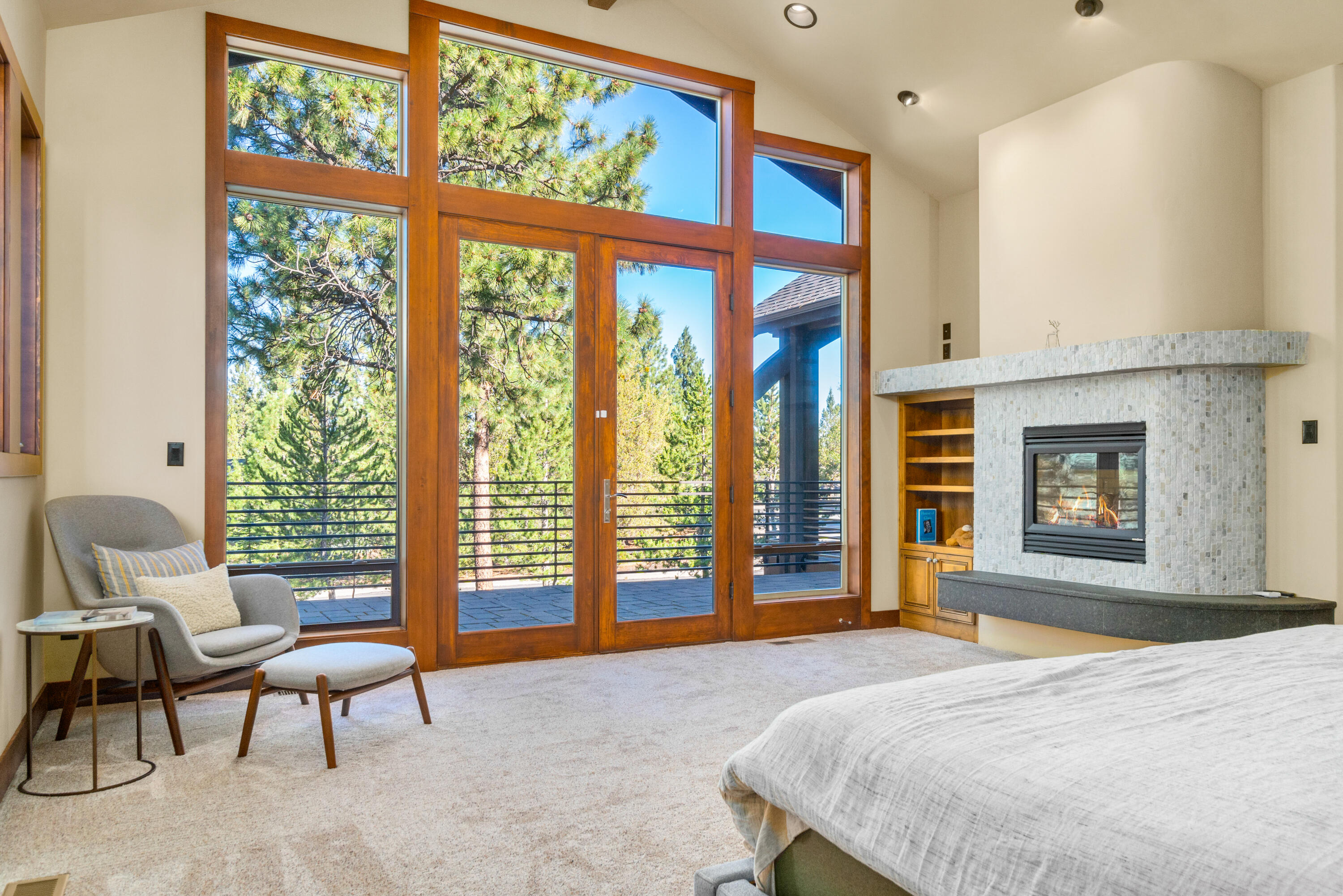 1668 NW Summit Drive