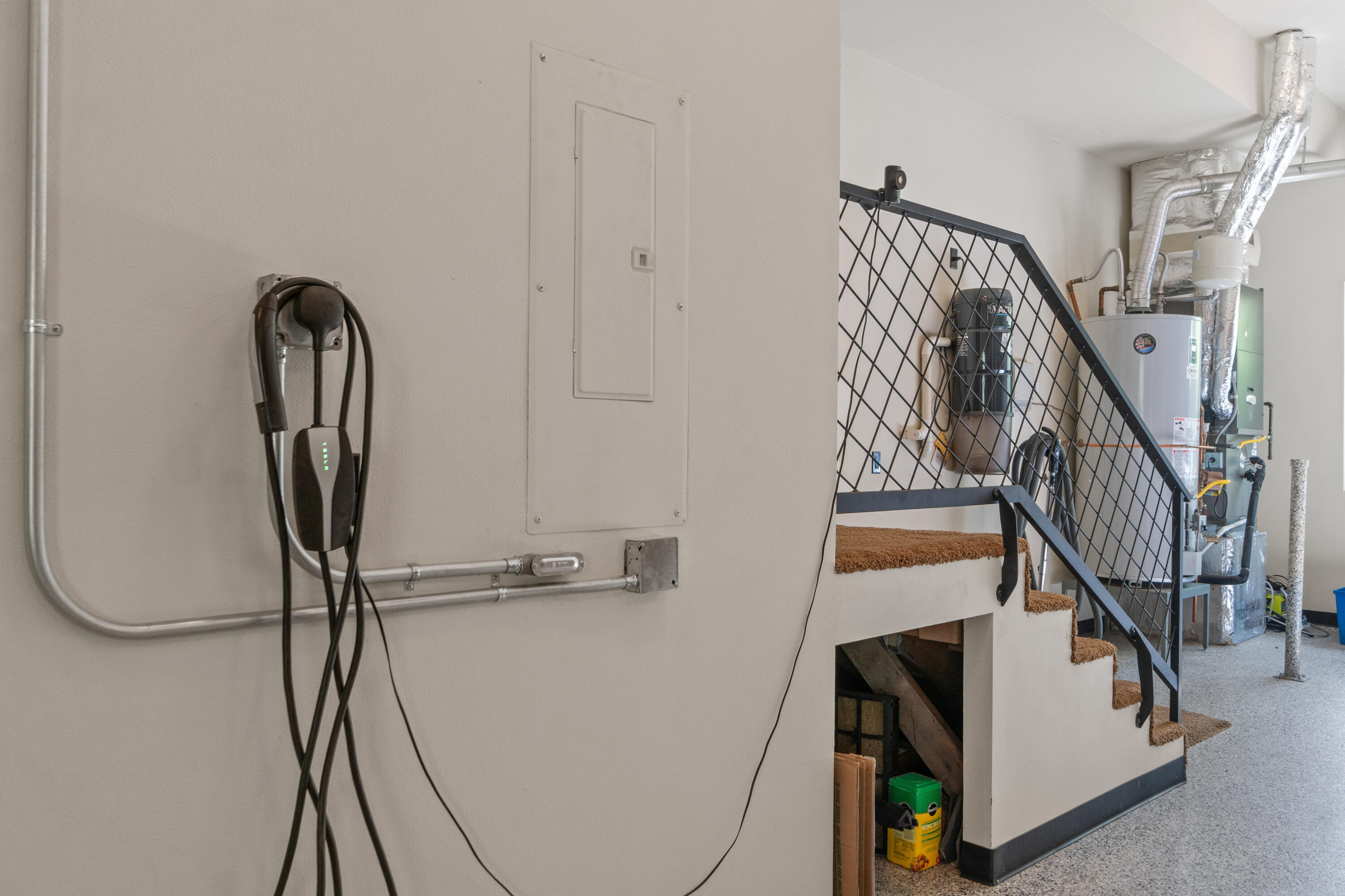 1668 NW Summit Drive