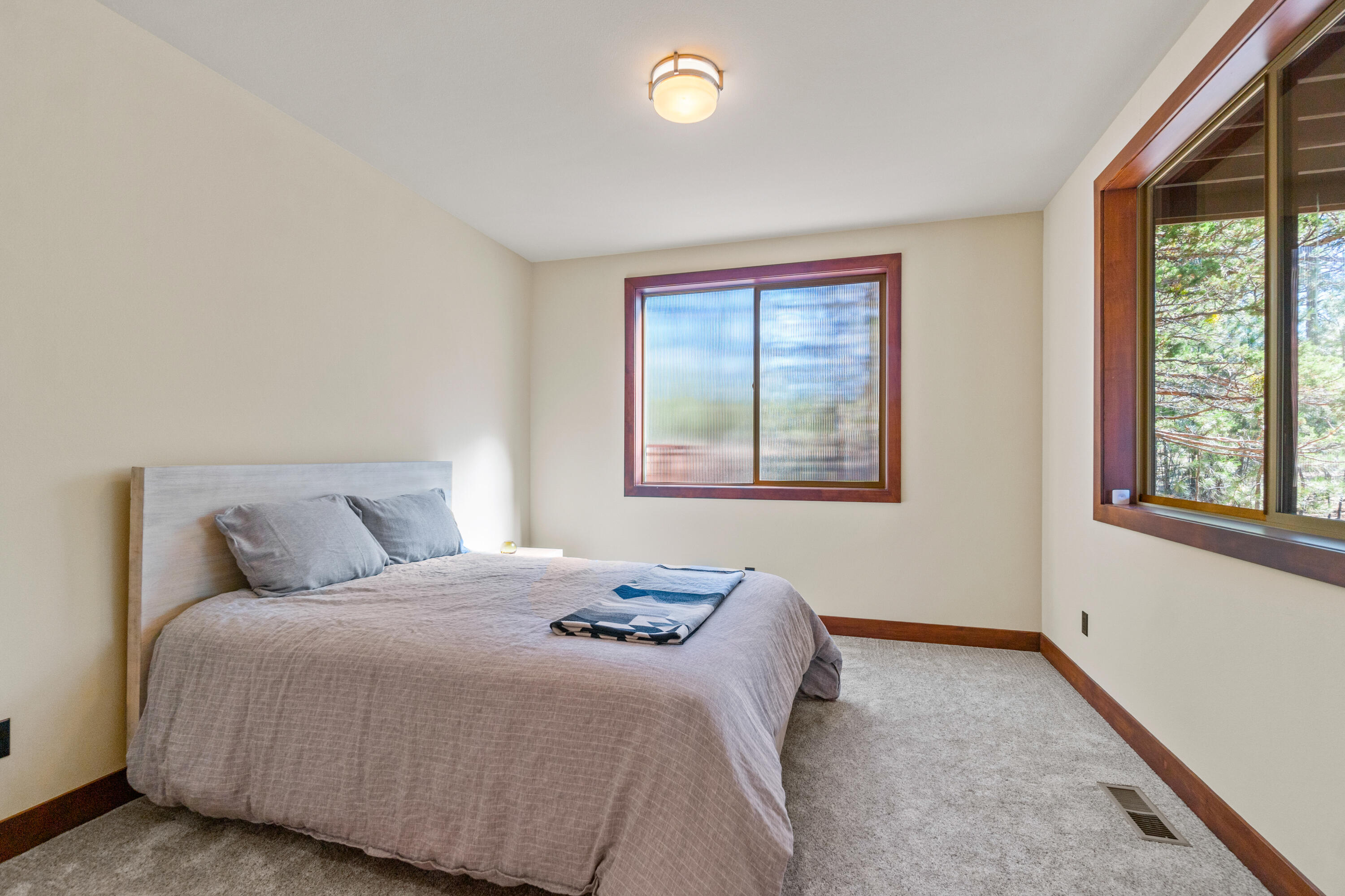 1668 NW Summit Drive