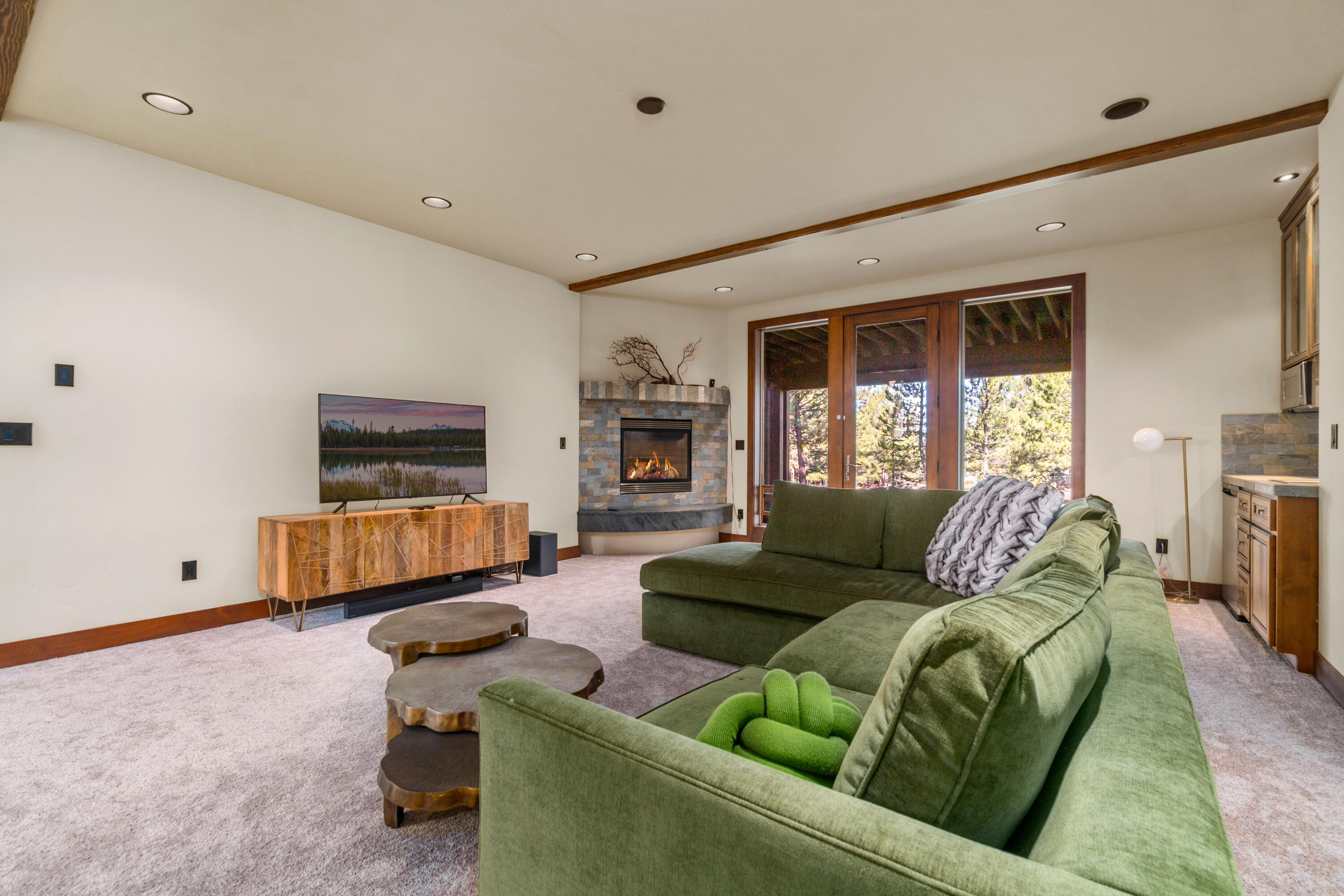 1668 NW Summit Drive