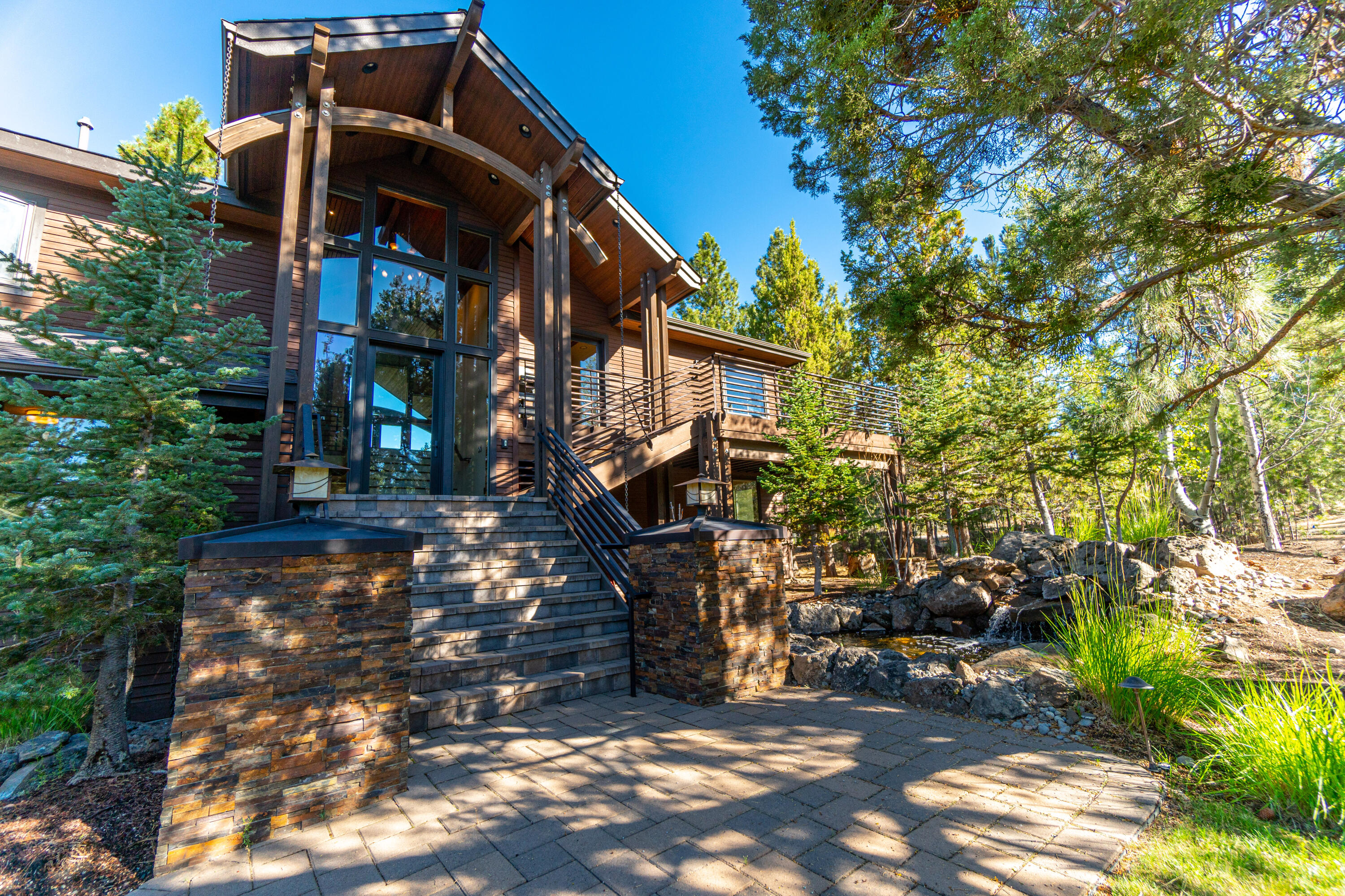 1668 NW Summit Drive