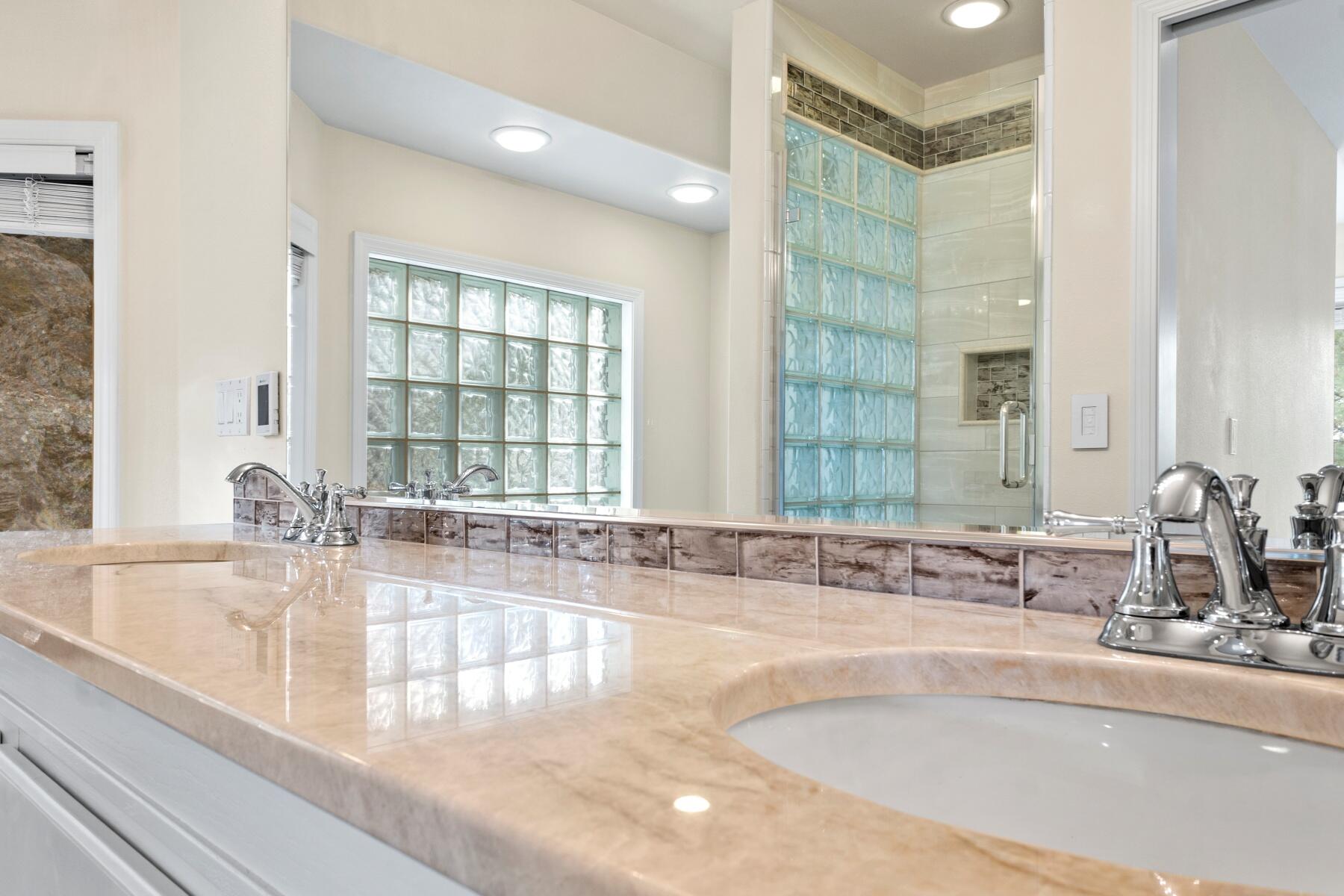 1951 SW Prestwick Place